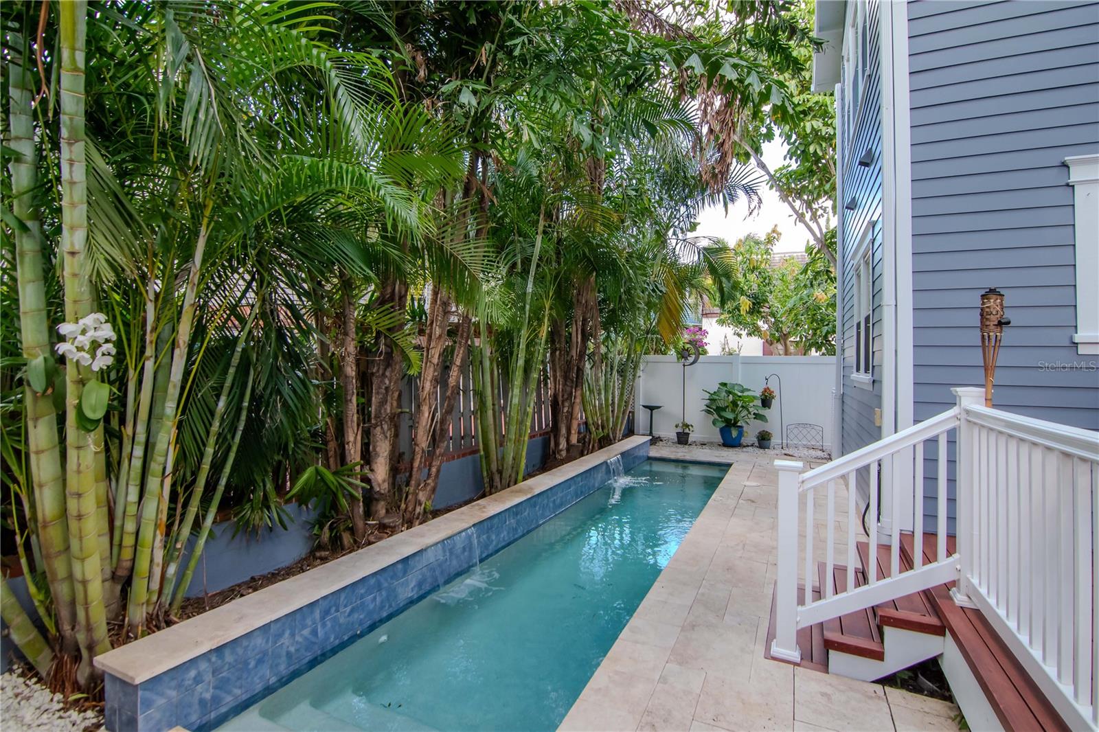 Image 28 of 34 For 2513 Palm Drive