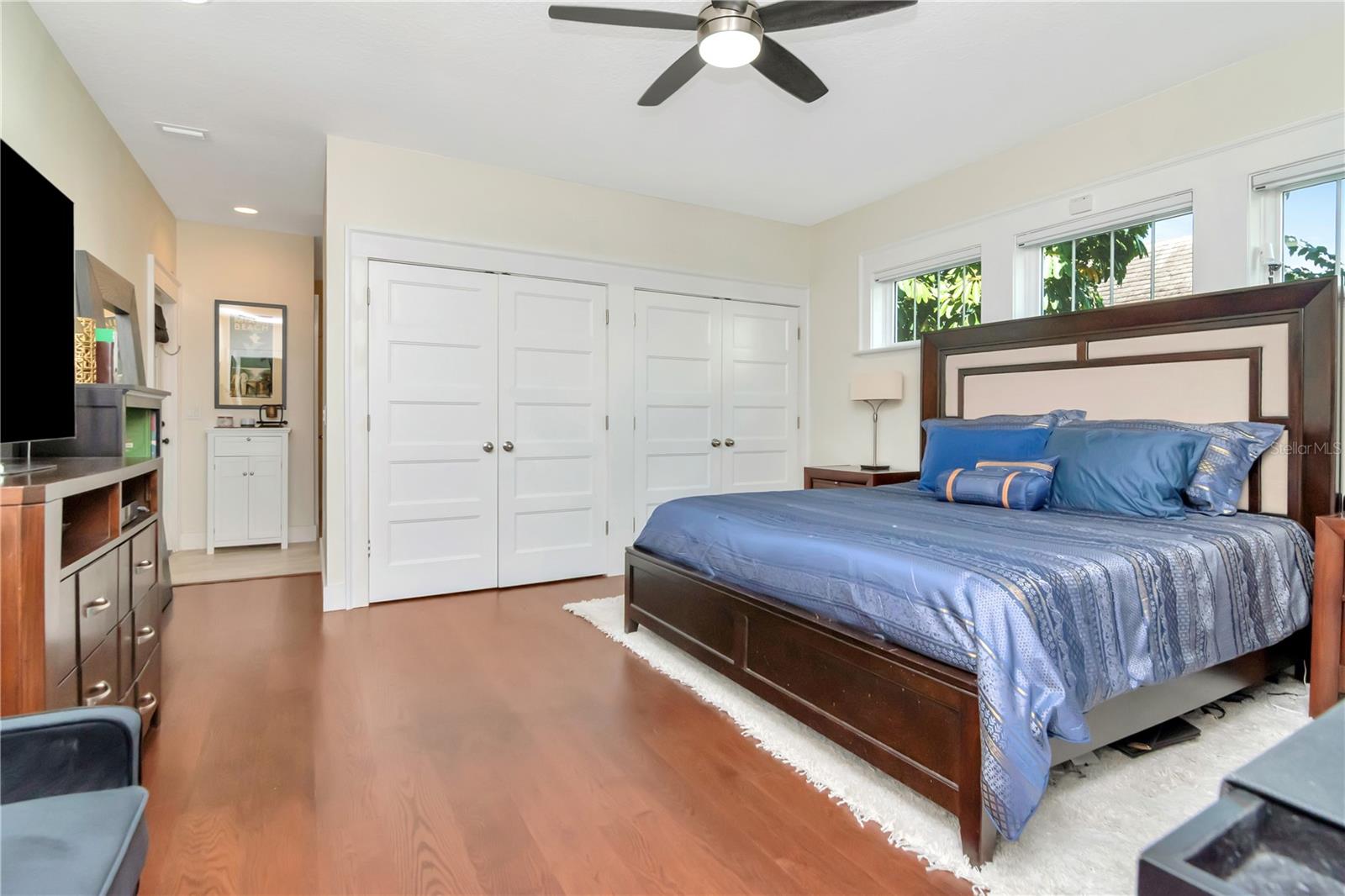 Image 9 of 34 For 2513 Palm Drive