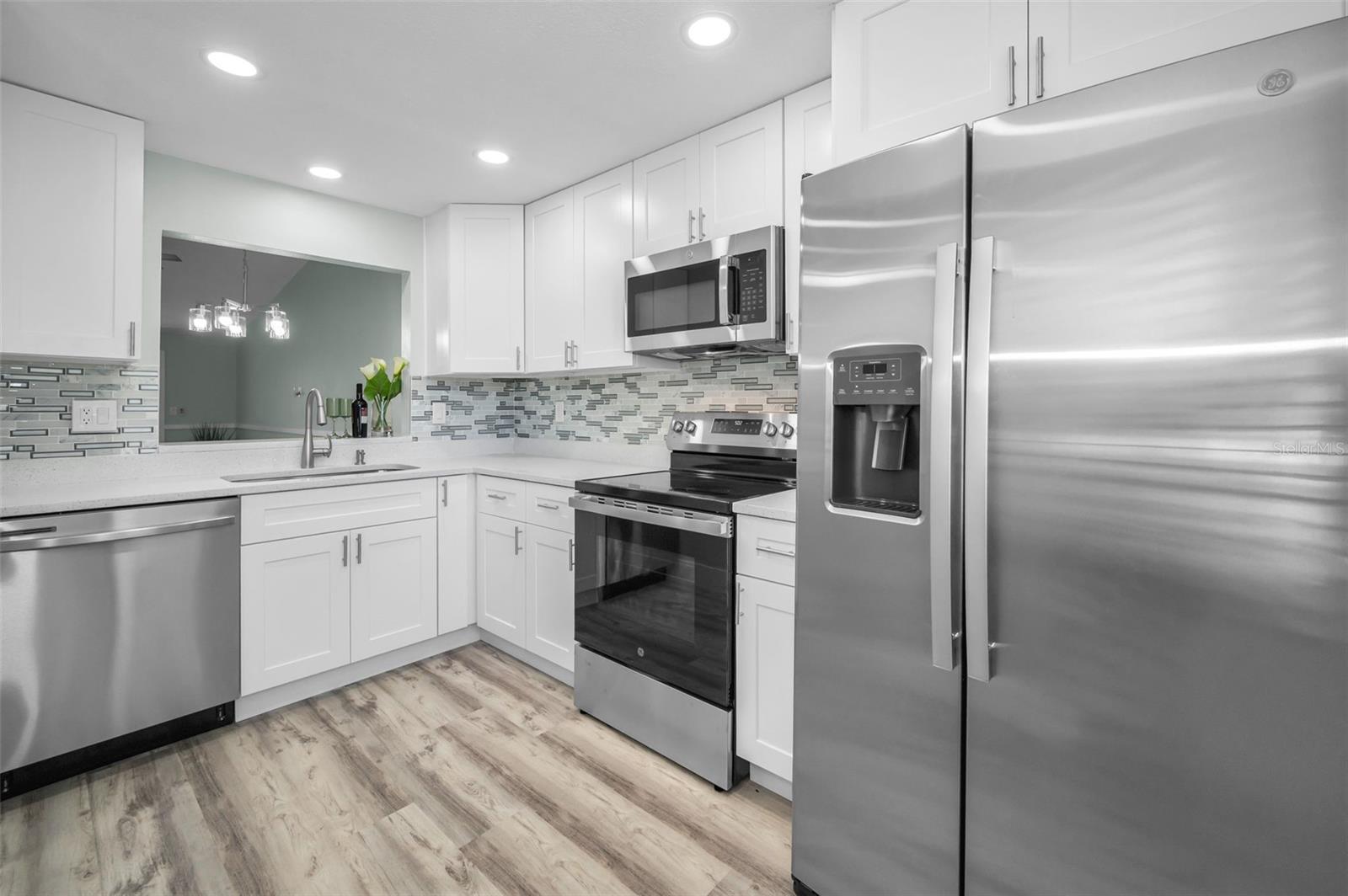 Image 11 of 88 For 215 Corkwood Lane