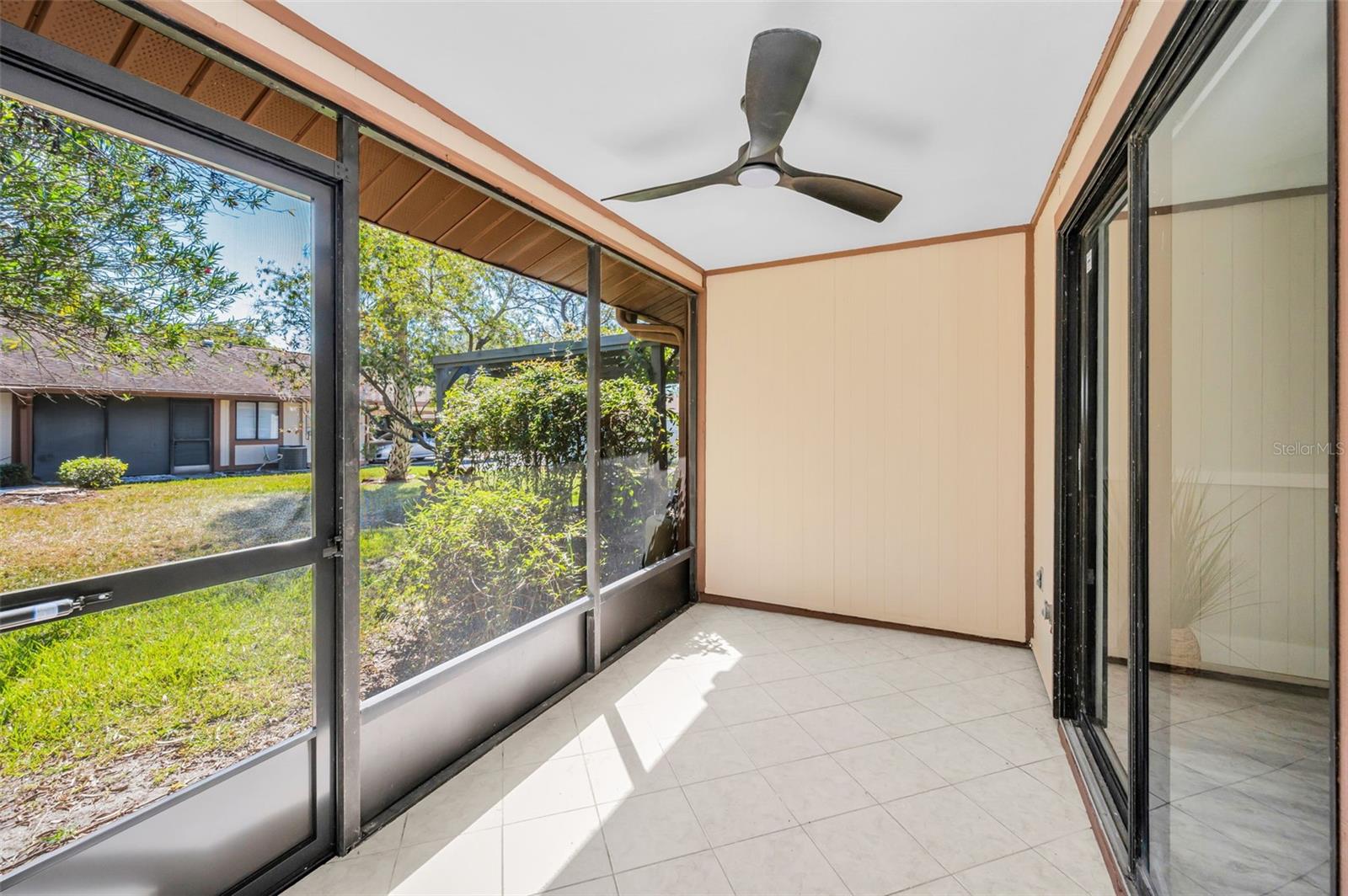 Image 26 of 88 For 215 Corkwood Lane