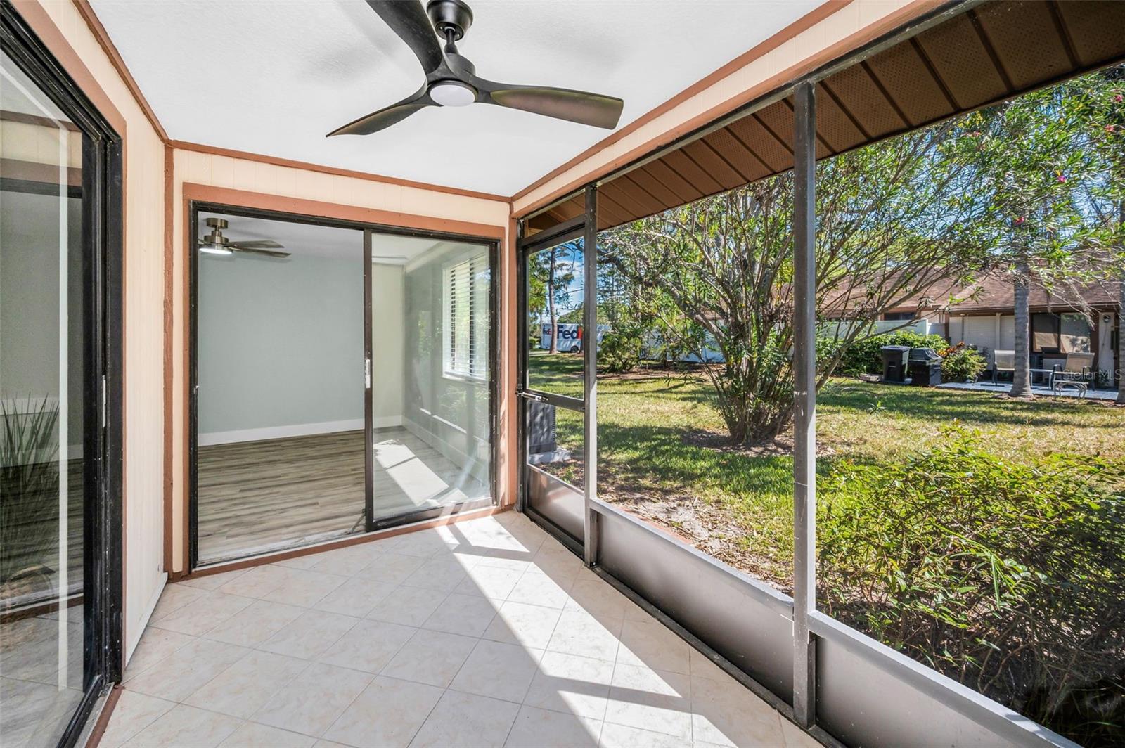 Image 27 of 88 For 215 Corkwood Lane