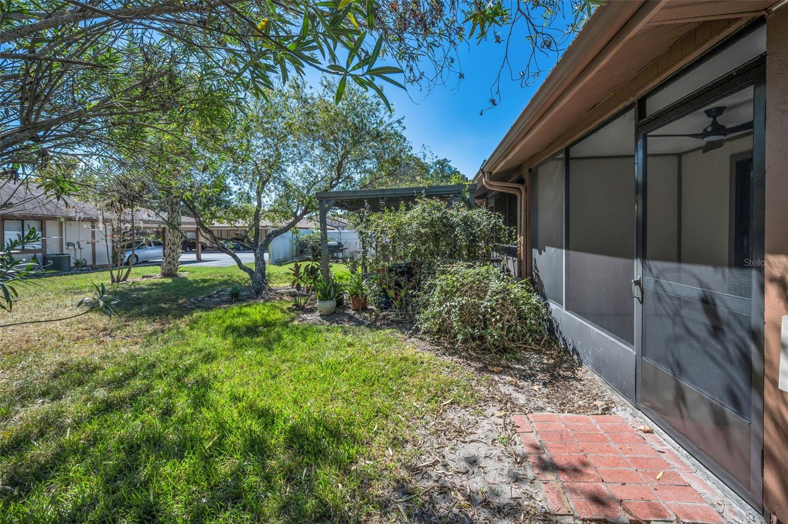 Image 46 of 88 For 215 Corkwood Lane