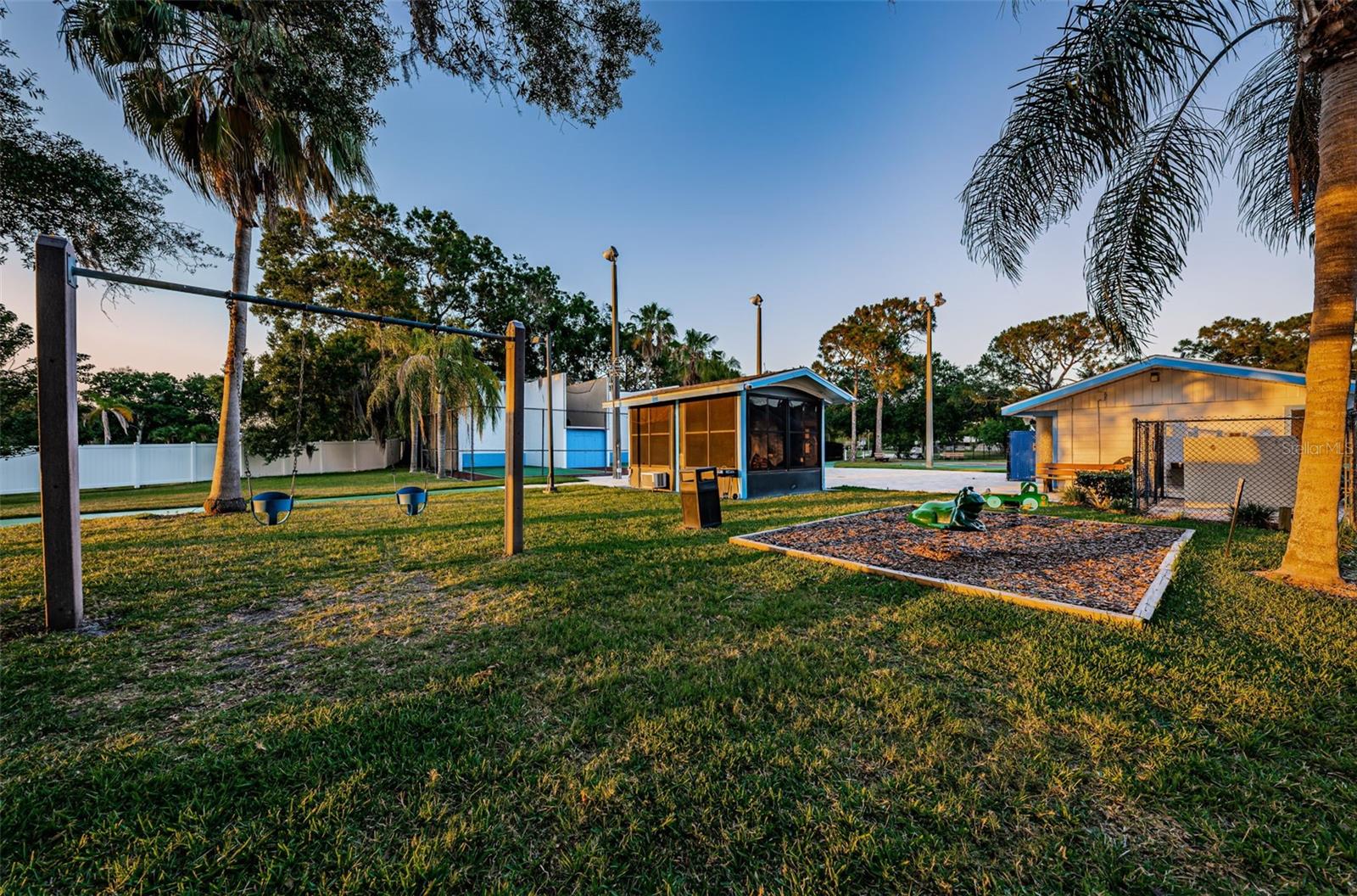 Image 76 of 88 For 215 Corkwood Lane