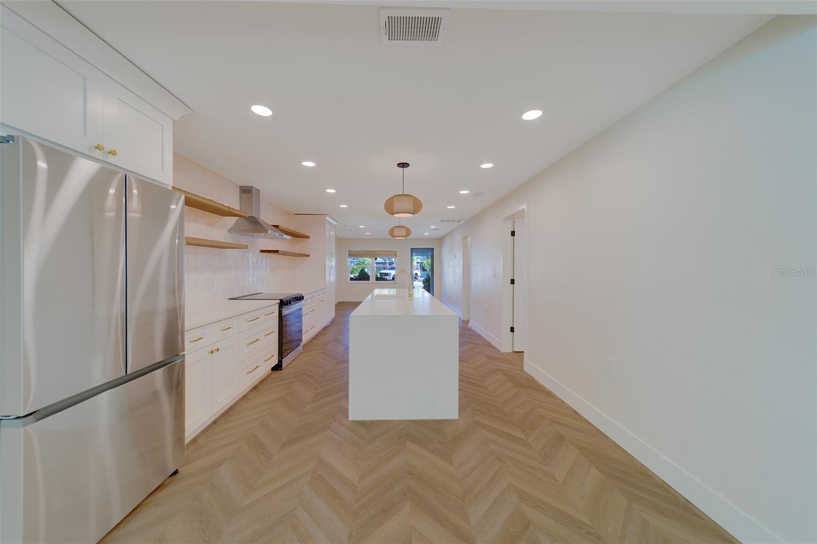 Image 11 of 43 For 540 77th Avenue