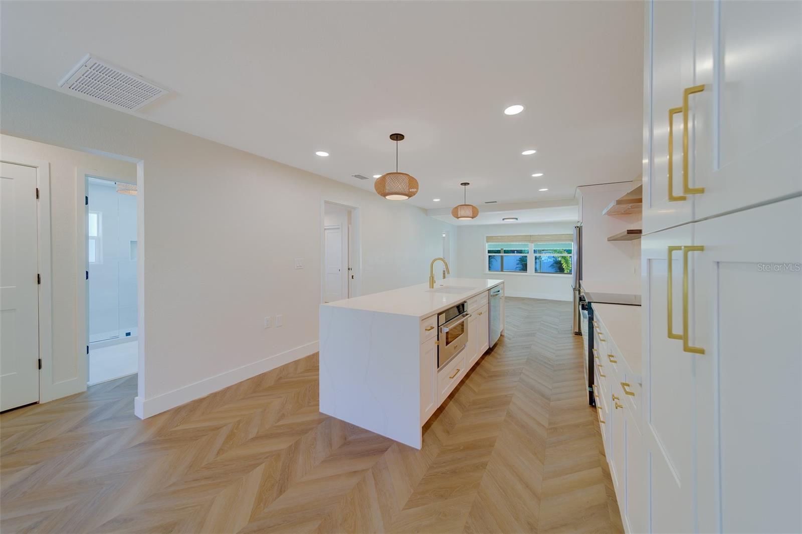 Image 12 of 43 For 540 77th Avenue