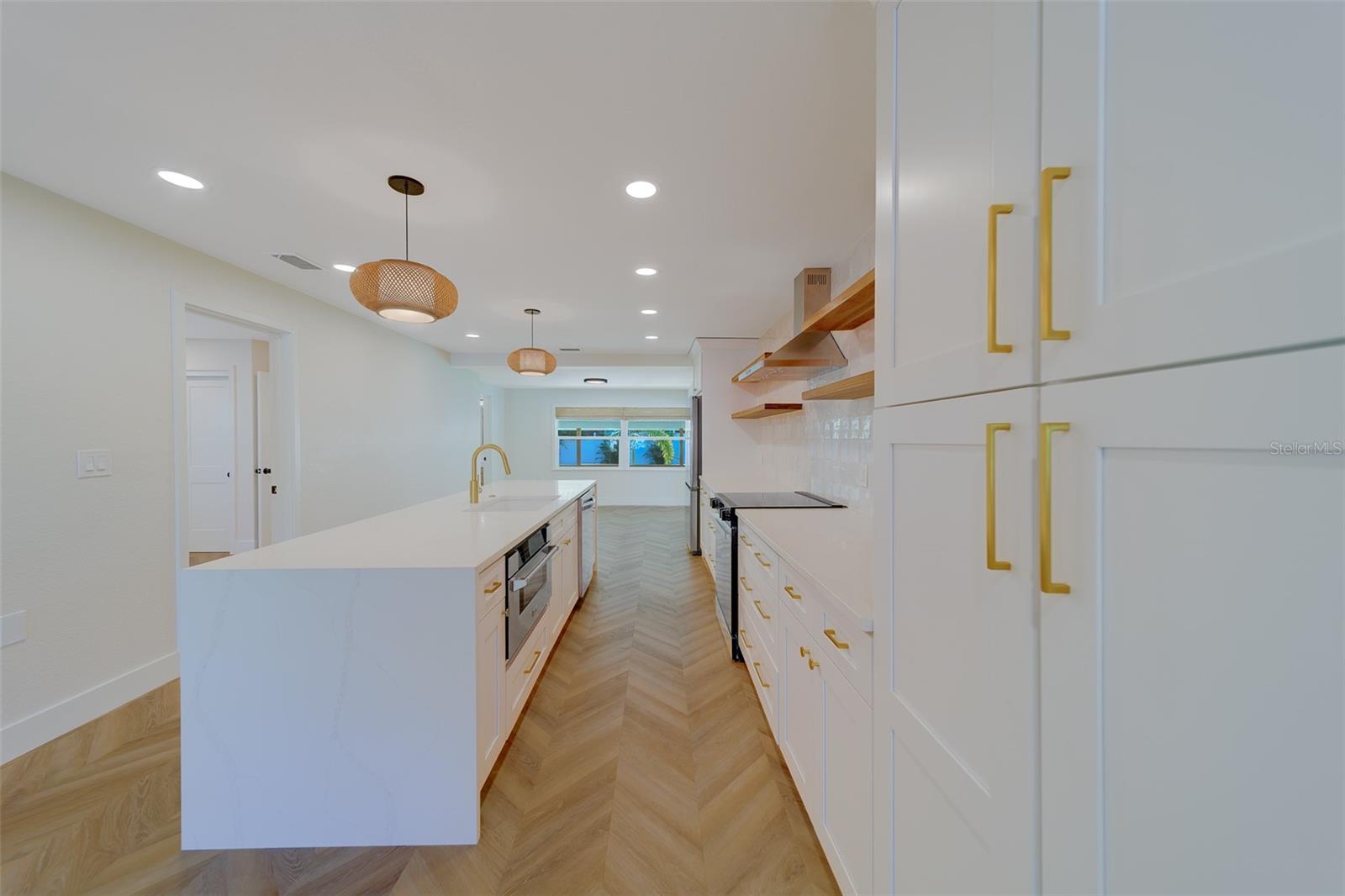 Image 14 of 43 For 540 77th Avenue