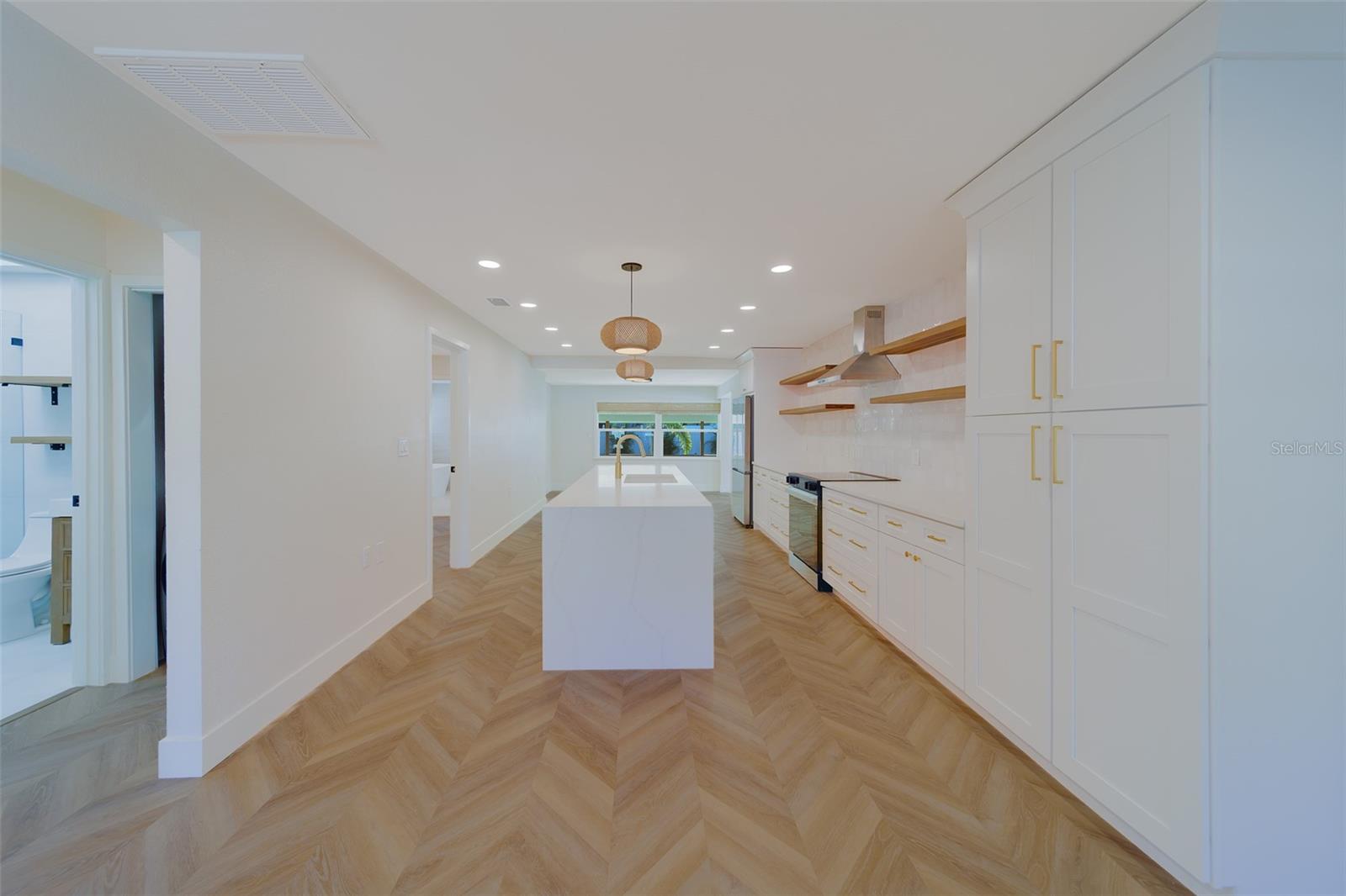 Image 15 of 43 For 540 77th Avenue