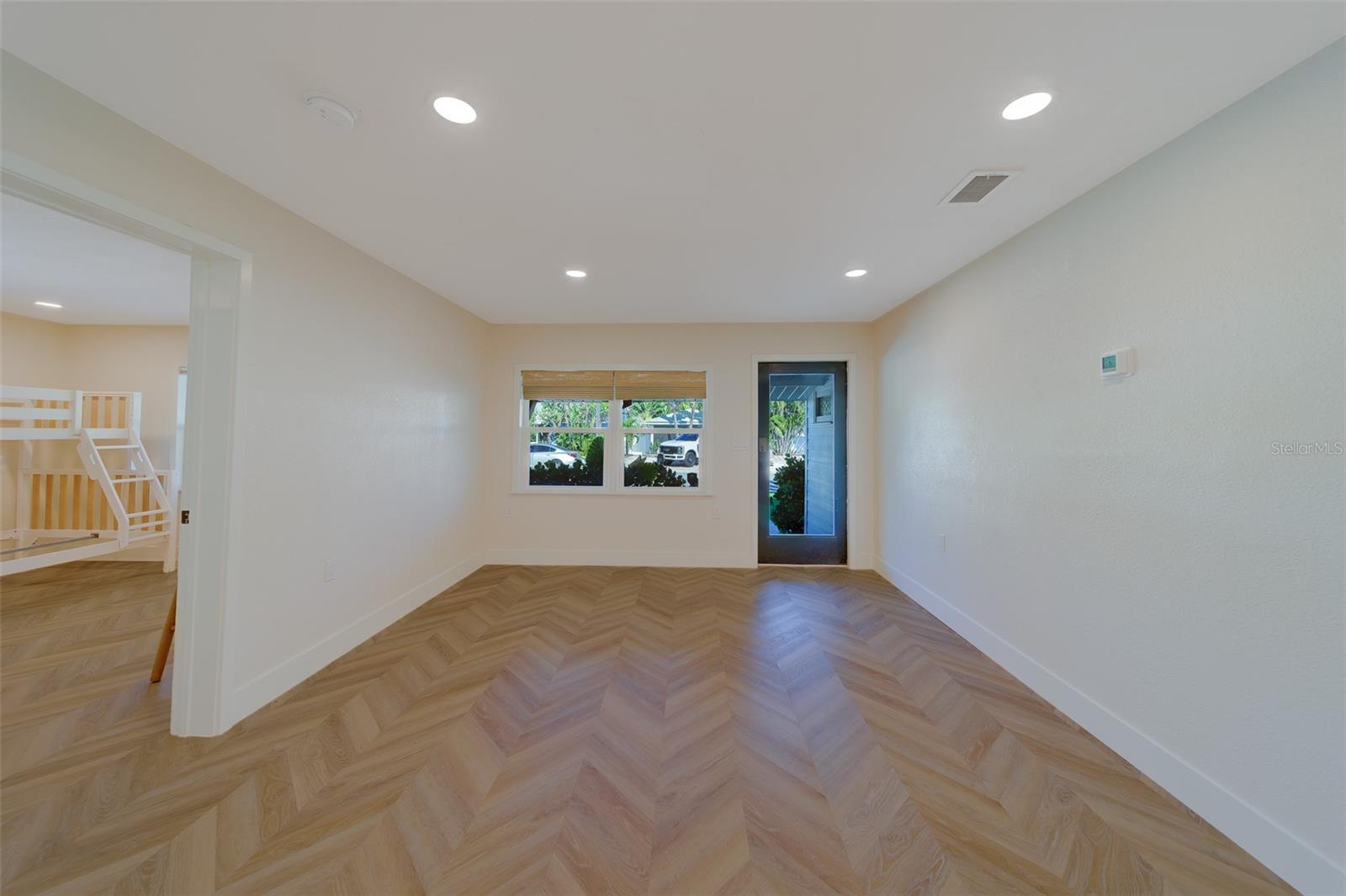 Image 21 of 43 For 540 77th Avenue