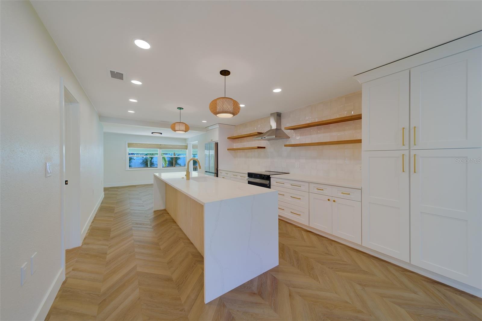 Image 9 of 43 For 540 77th Avenue