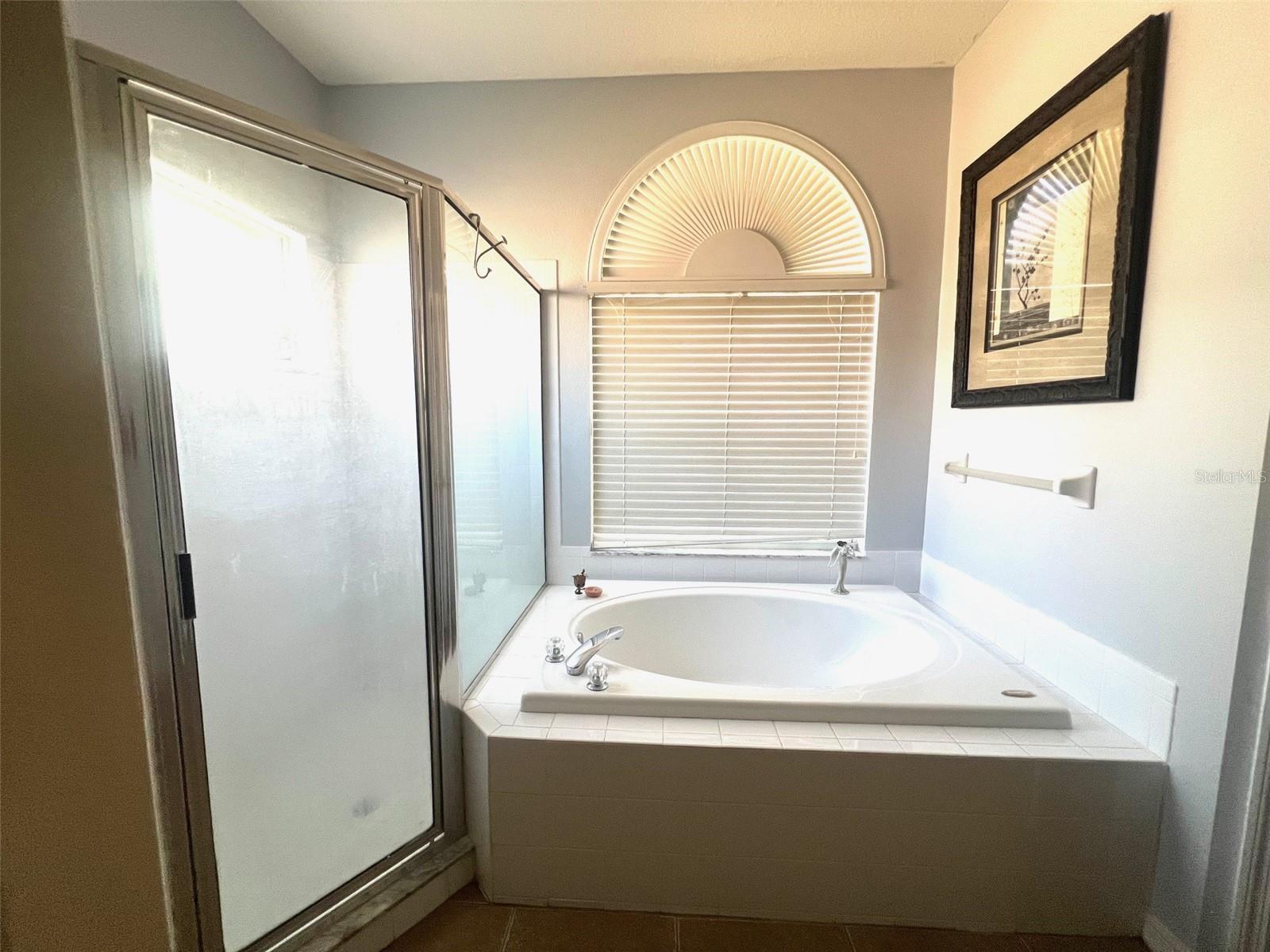 Image 8 of 14 For 9636 Greenbank Drive