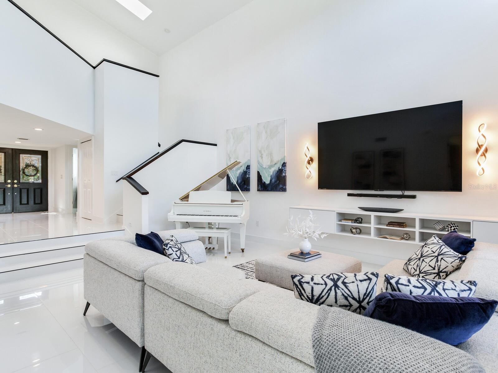 Image 13 of 68 For 1057 Royal Troon Court