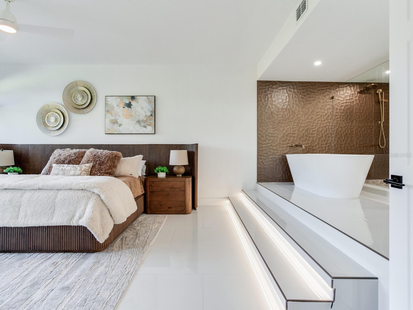 Image 18 of 68 For 1057 Royal Troon Court