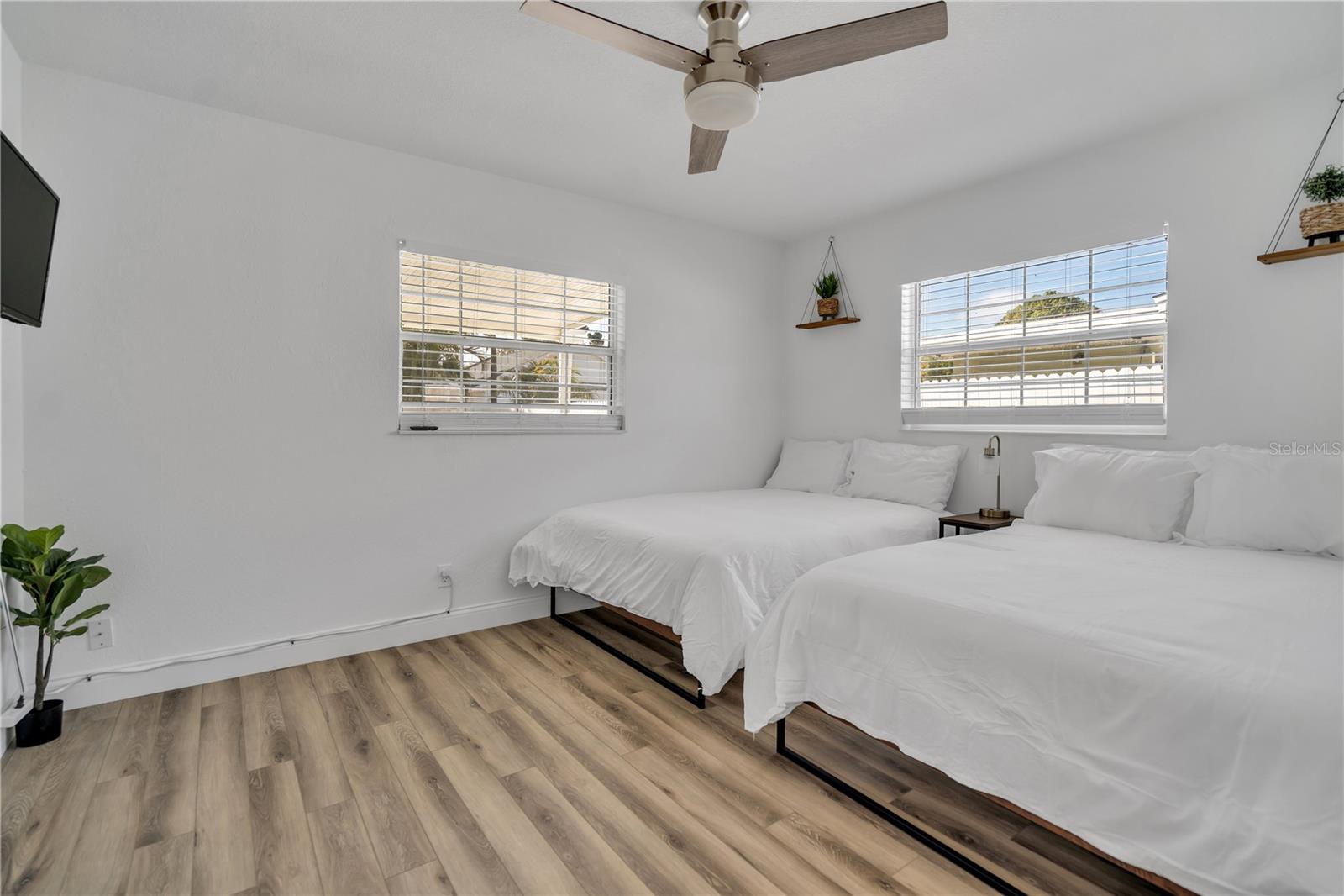 Image 10 of 18 For 4724 Wyoming Avenue