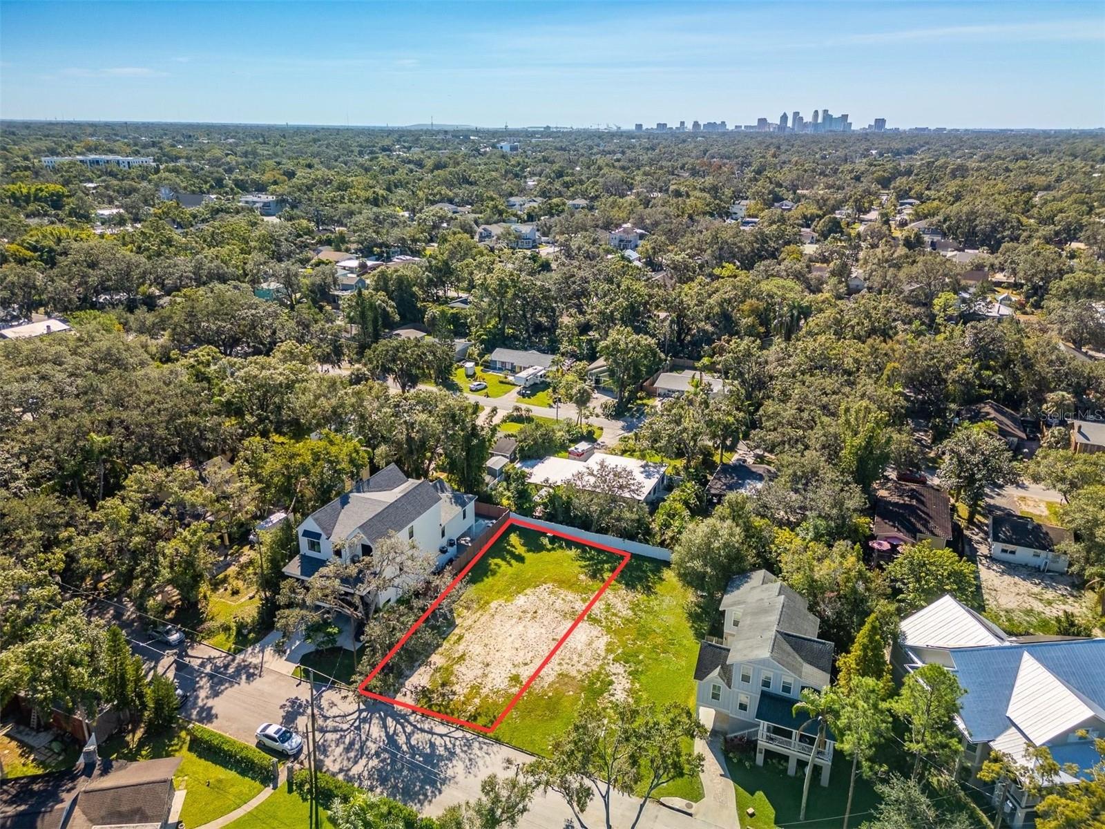 Image 2 of 3 For 312 North Street W