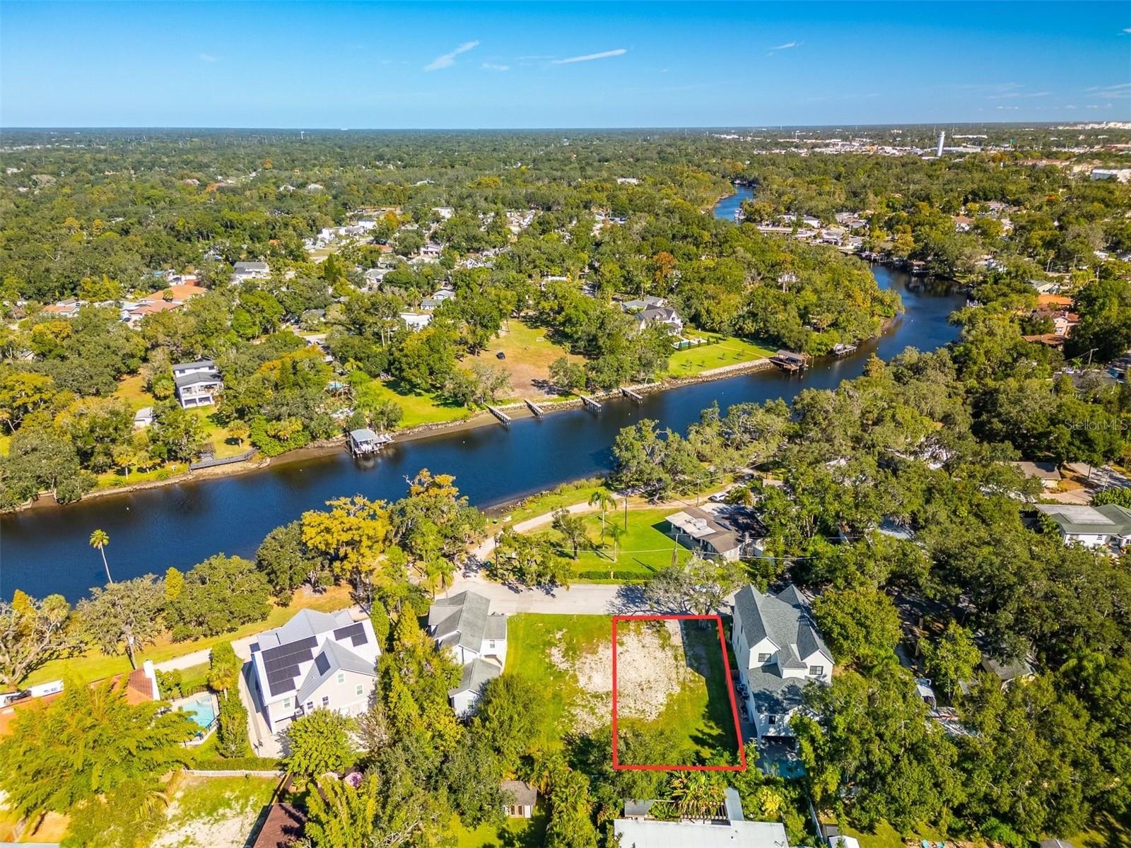 Image 3 of 3 For 312 North Street W