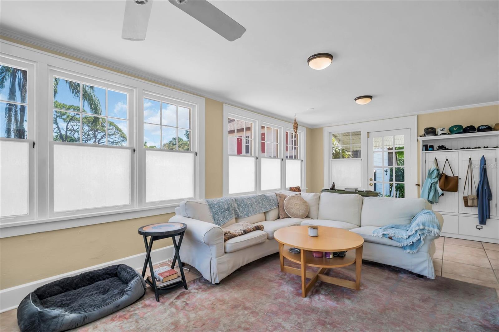 Image 10 of 43 For 1226 Serpentine Drive S