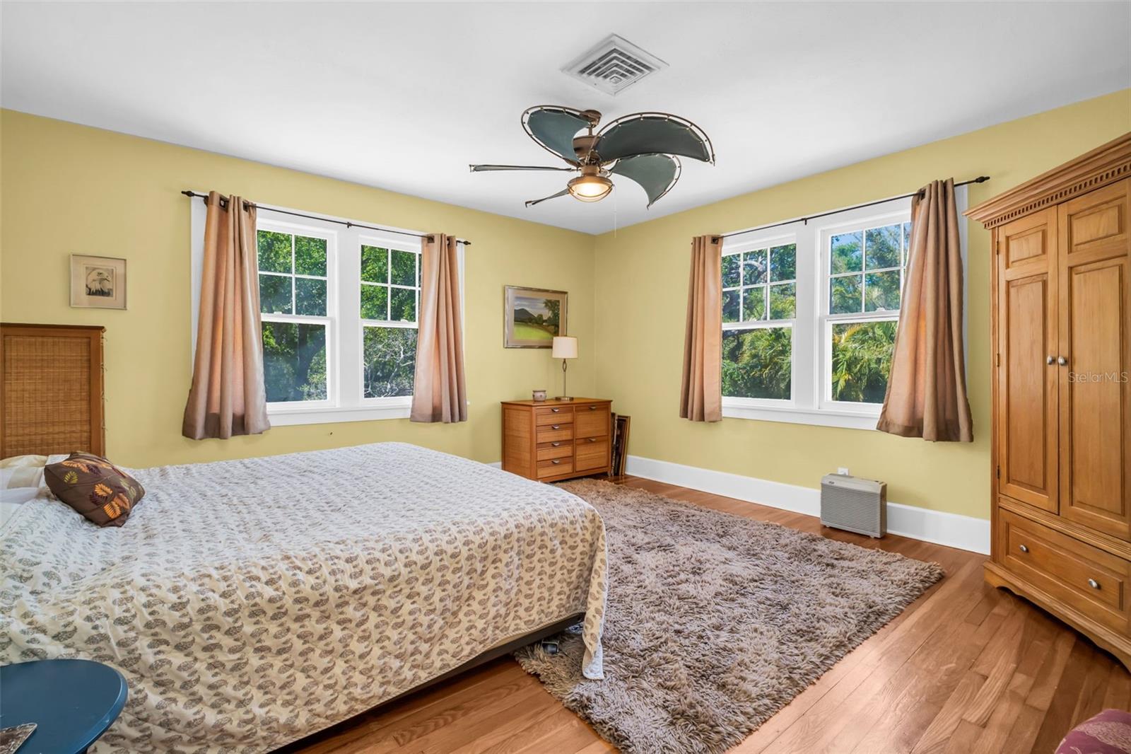 Image 31 of 43 For 1226 Serpentine Drive S