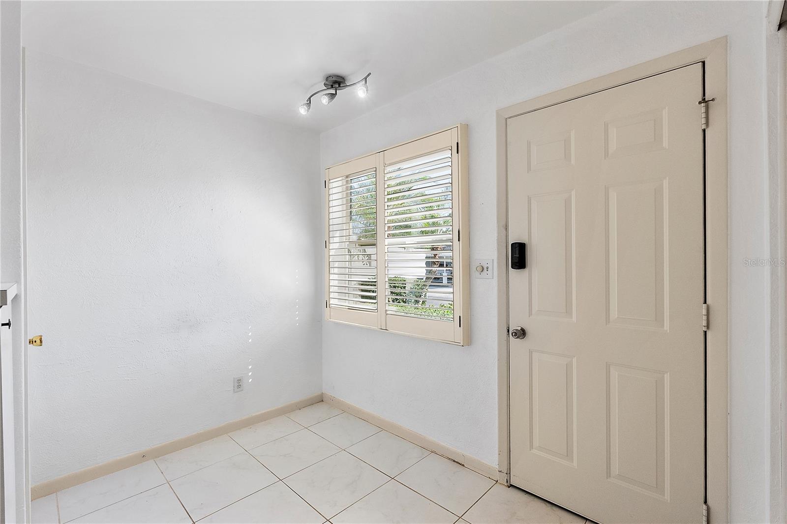 Image 13 of 32 For 1601 43rd Street N 111