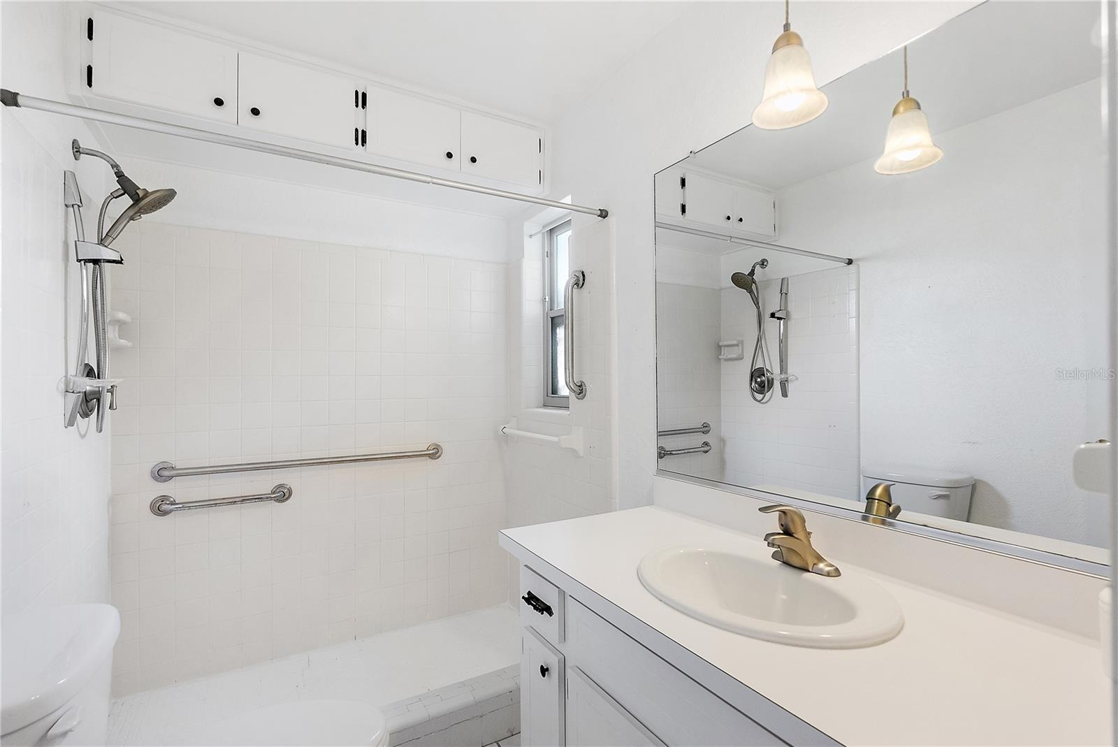 Image 19 of 32 For 1601 43rd Street N 111