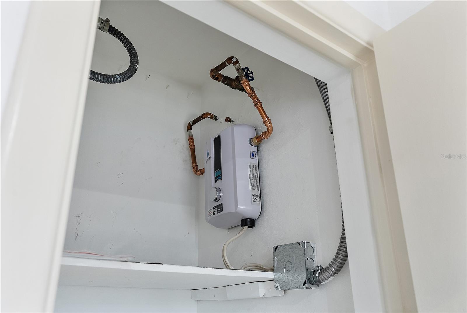 Image 24 of 32 For 1601 43rd Street N 111