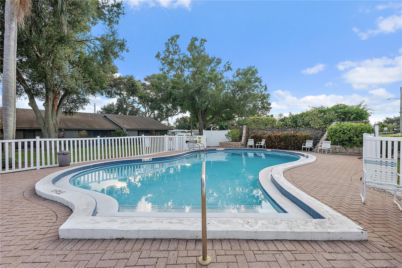 Image 31 of 32 For 1601 43rd Street N 111