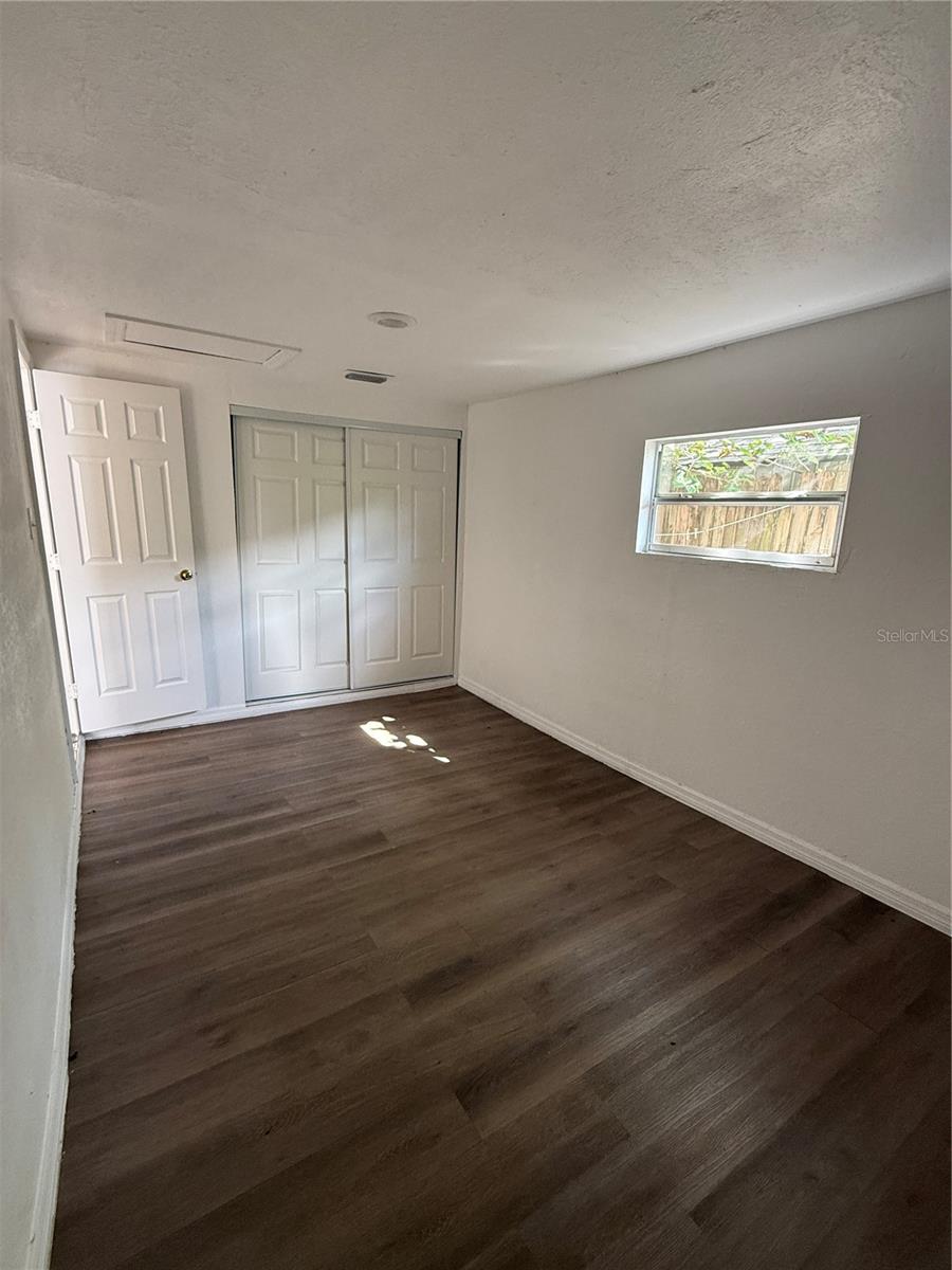 Image 5 of 7 For 1907 49th Street B