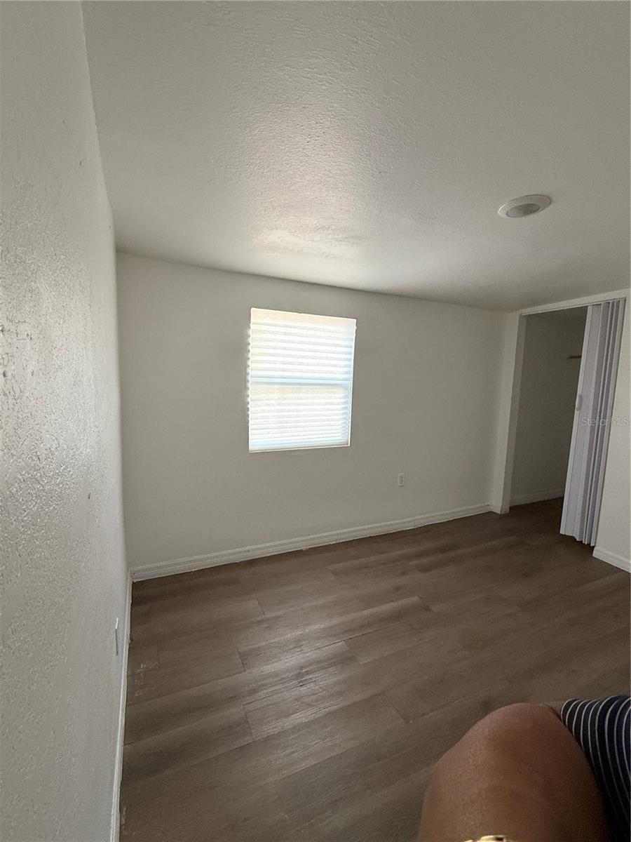 Image 6 of 7 For 1907 49th Street B