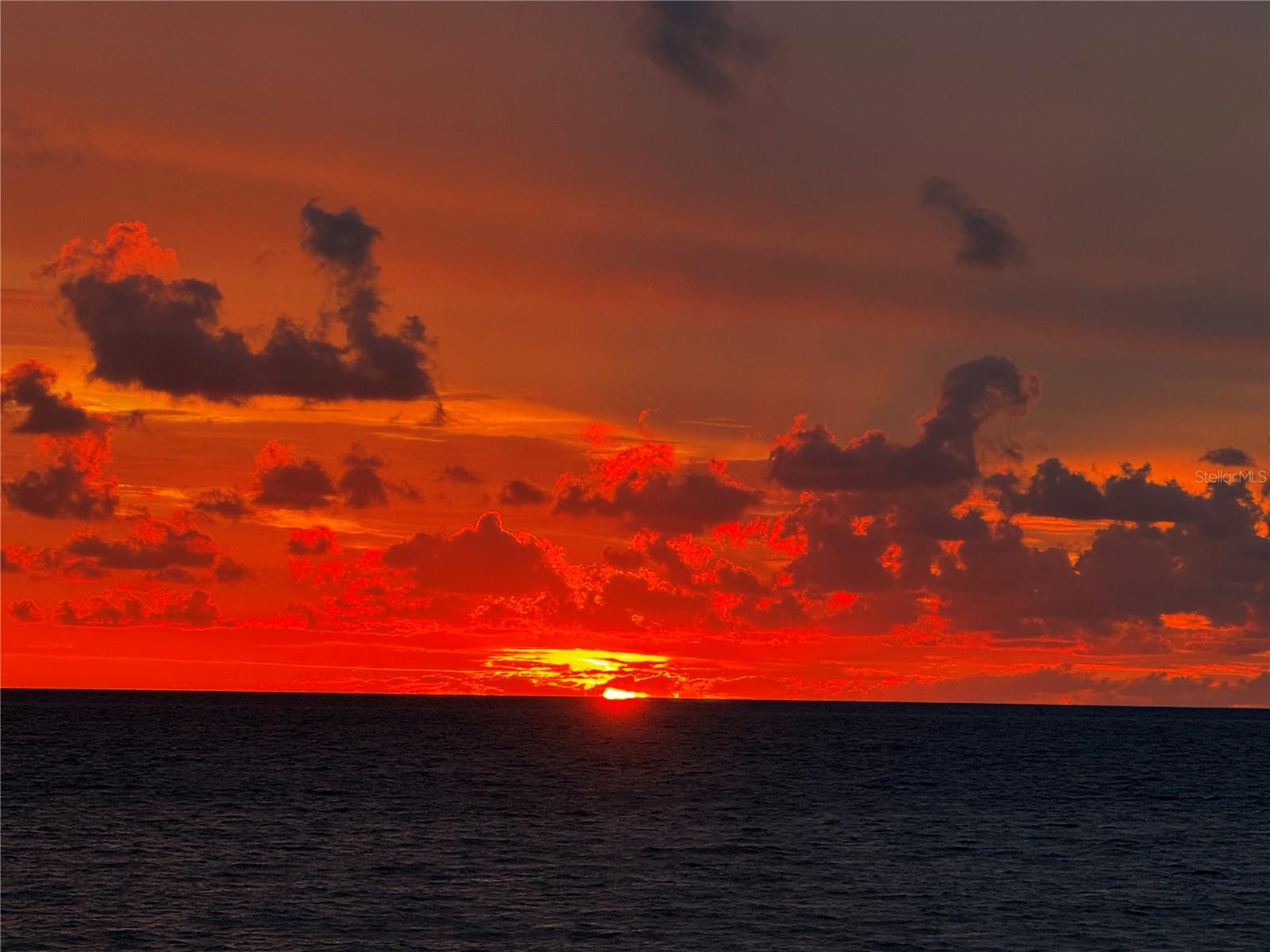 Image 34 of 38 For 18700 Gulf Boulevard 5