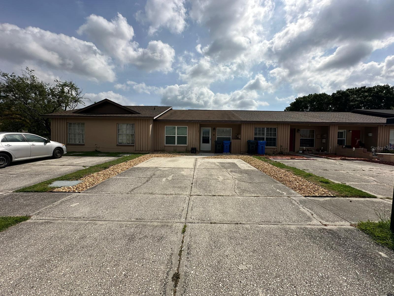 Image 3 of 15 For 1715 Oak Branch Court 1715