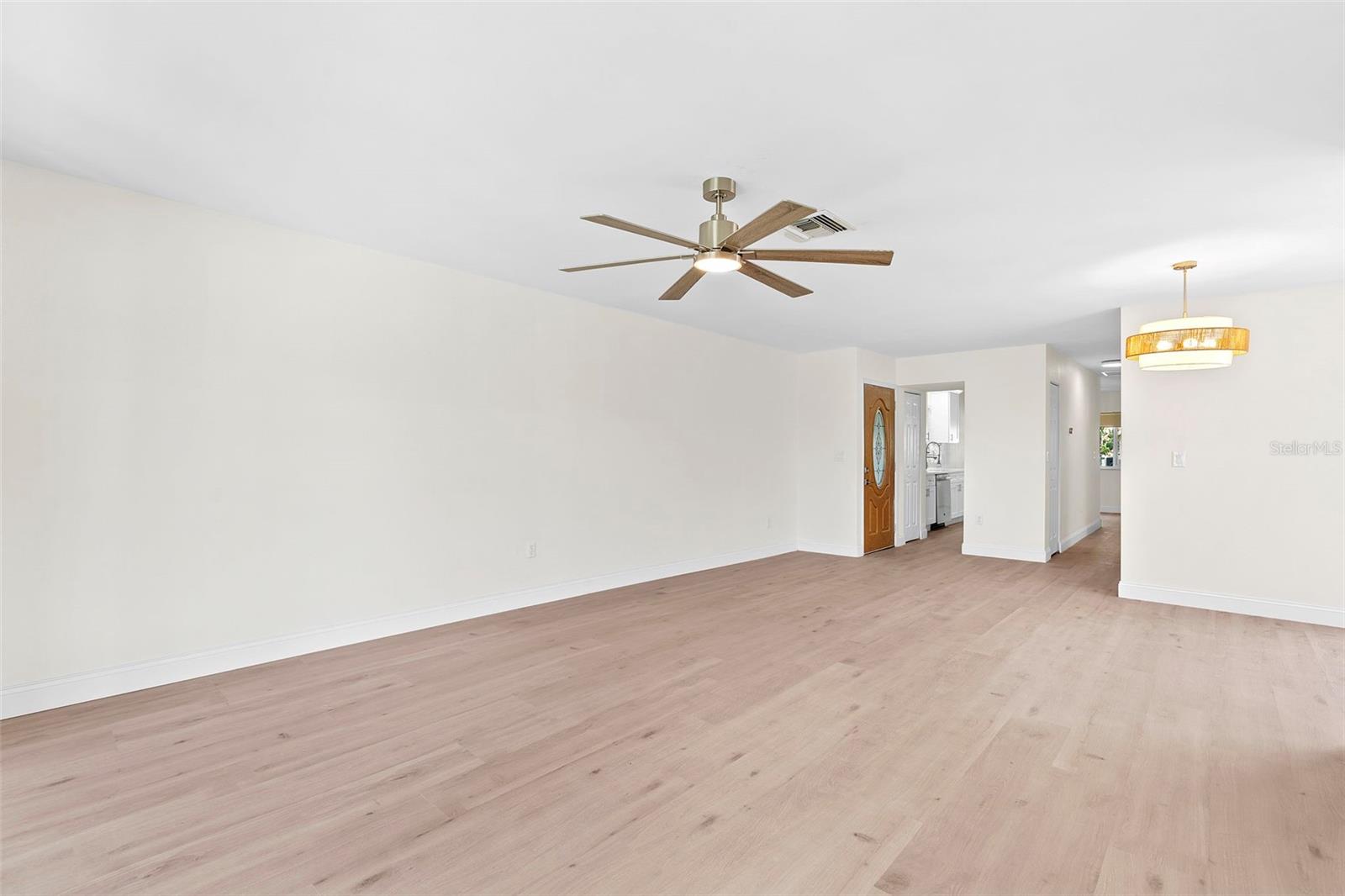 Image 14 of 30 For 4448 Marine Parkway