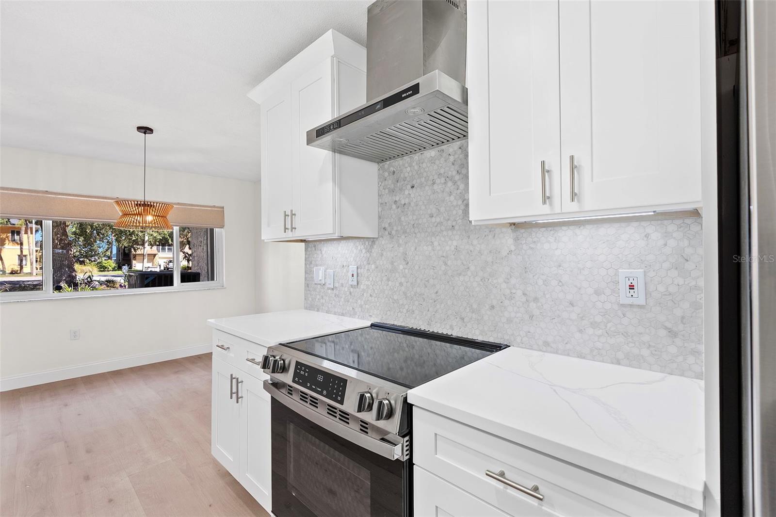 Image 22 of 30 For 4448 Marine Parkway