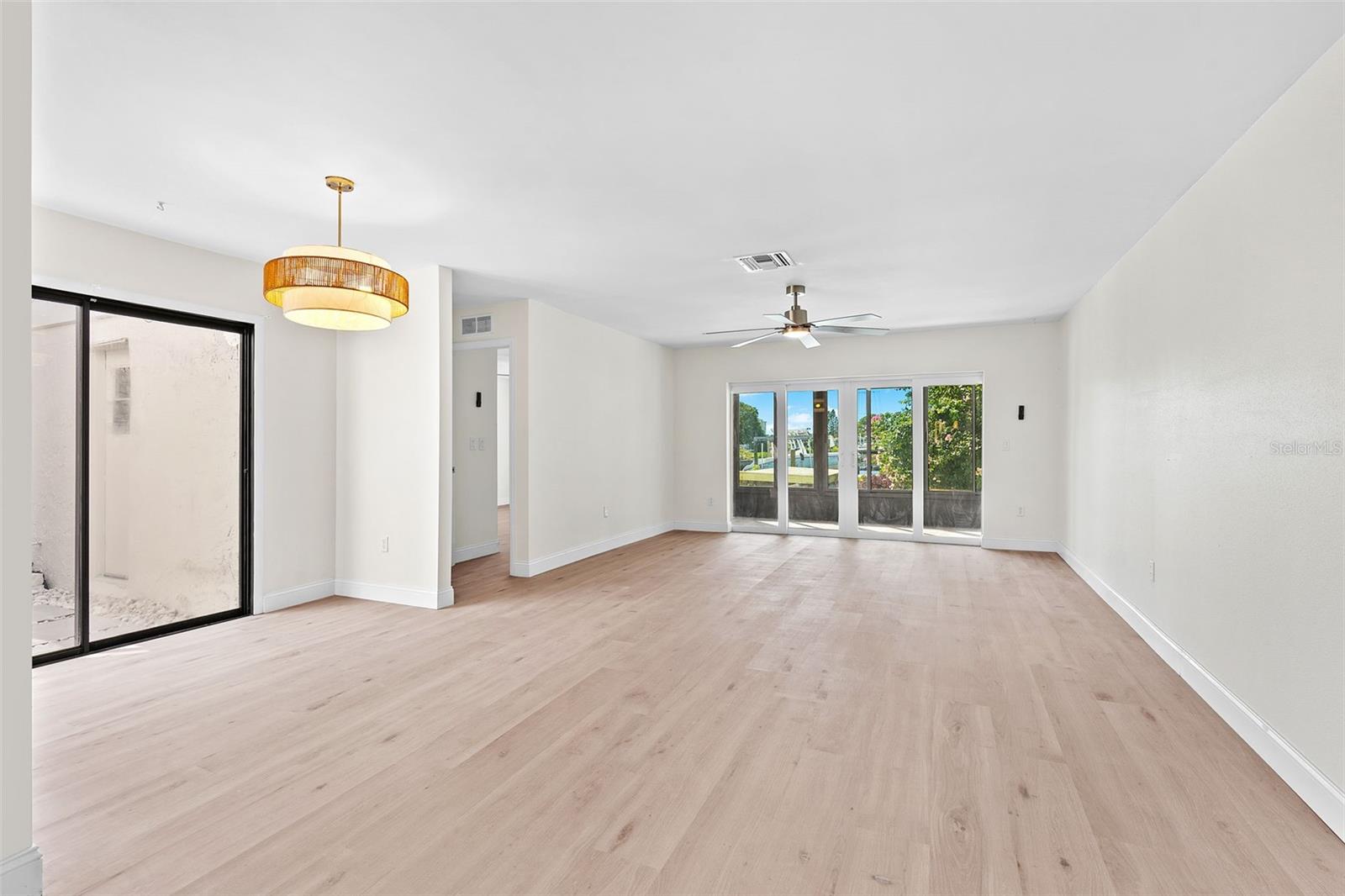 Image 9 of 30 For 4448 Marine Parkway