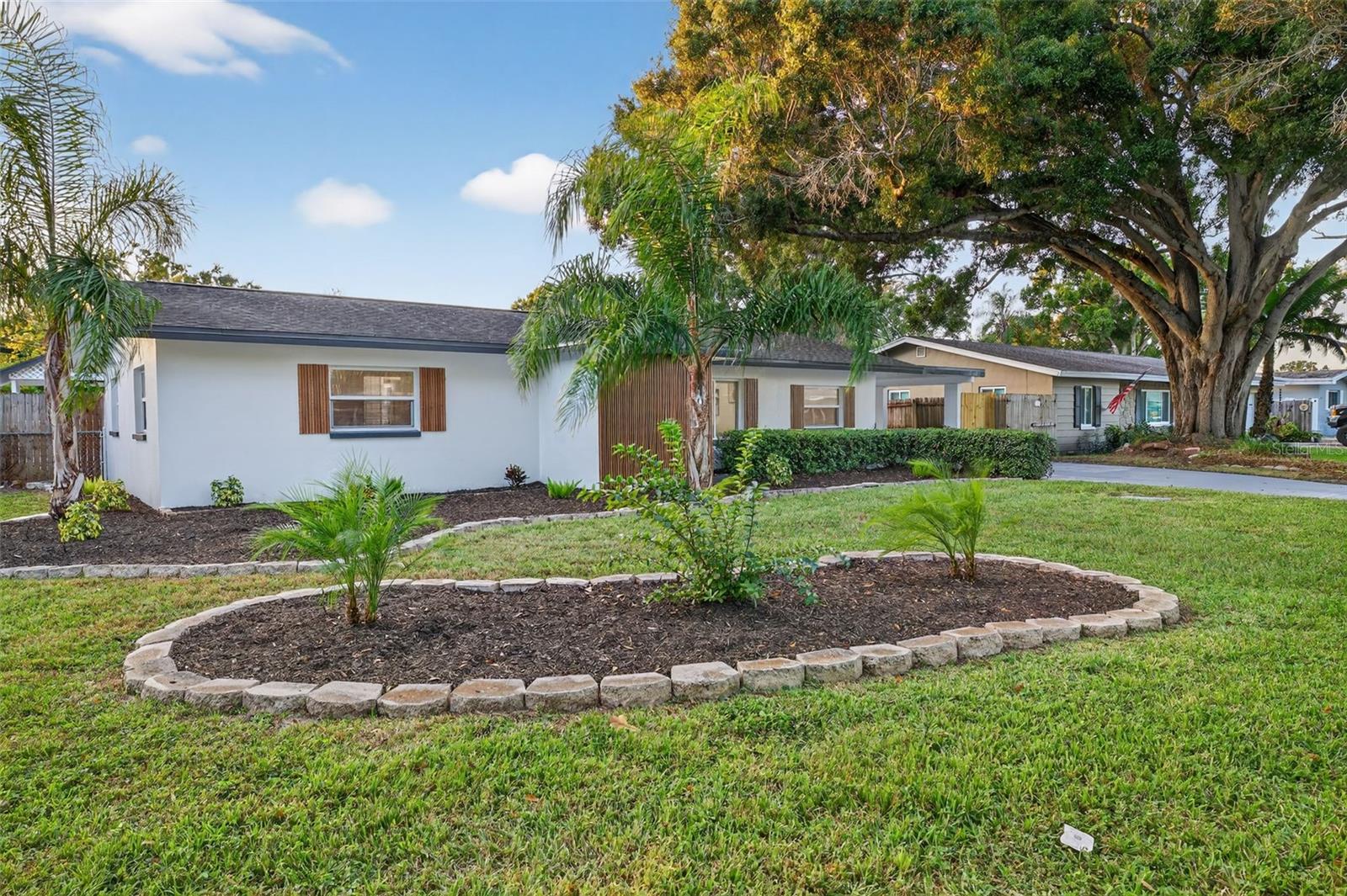 Image 4 of 46 For 1572 Haven Drive