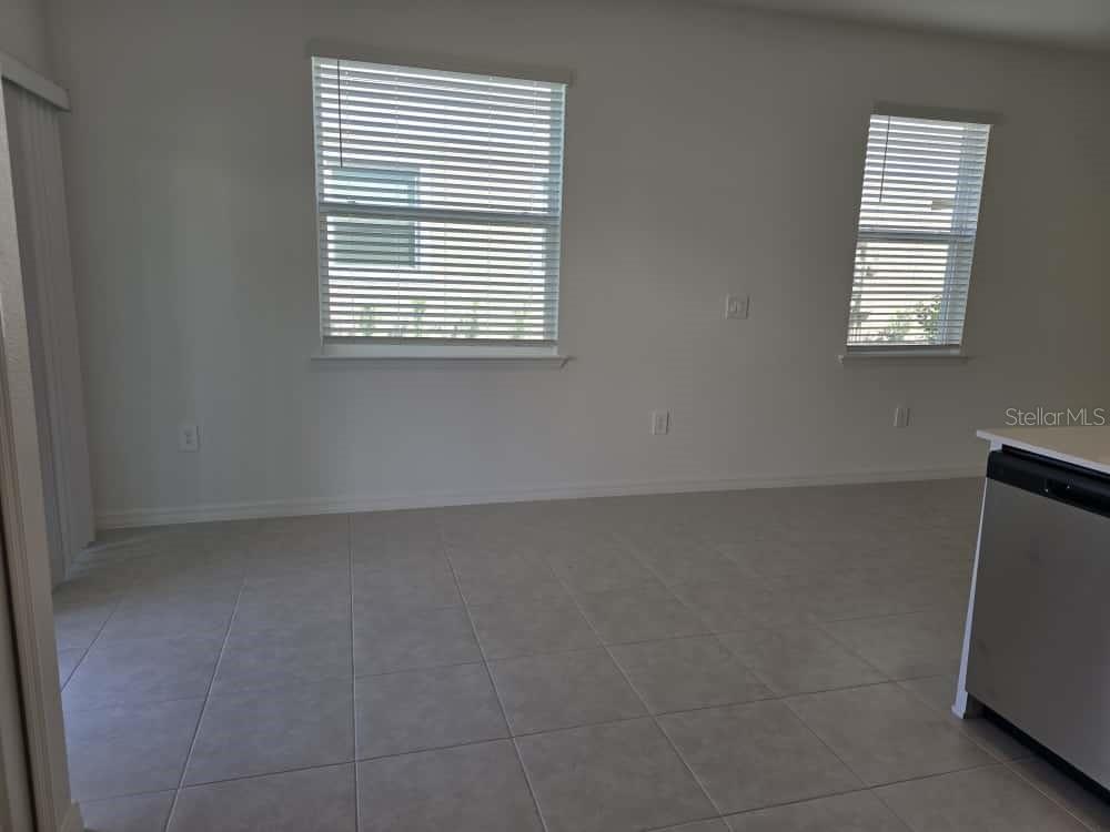 Image 12 of 49 For 10135 Trumpet Honeysuckle Way