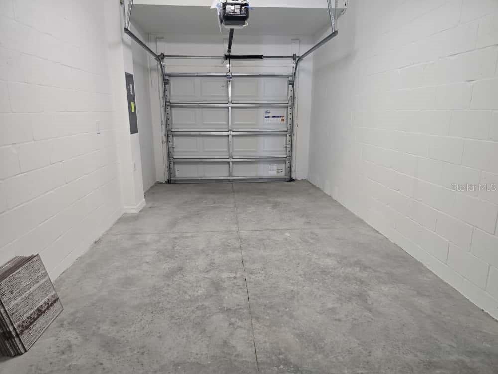 Image 17 of 49 For 10135 Trumpet Honeysuckle Way