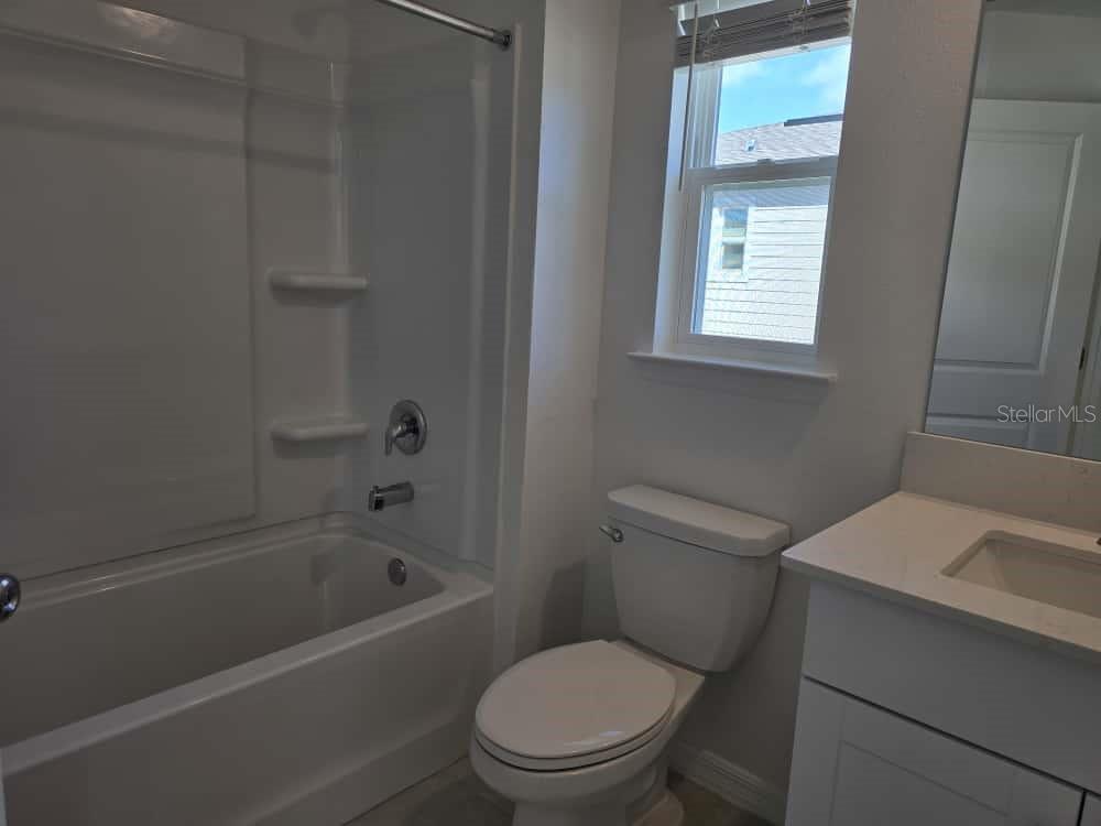 Image 42 of 49 For 10135 Trumpet Honeysuckle Way