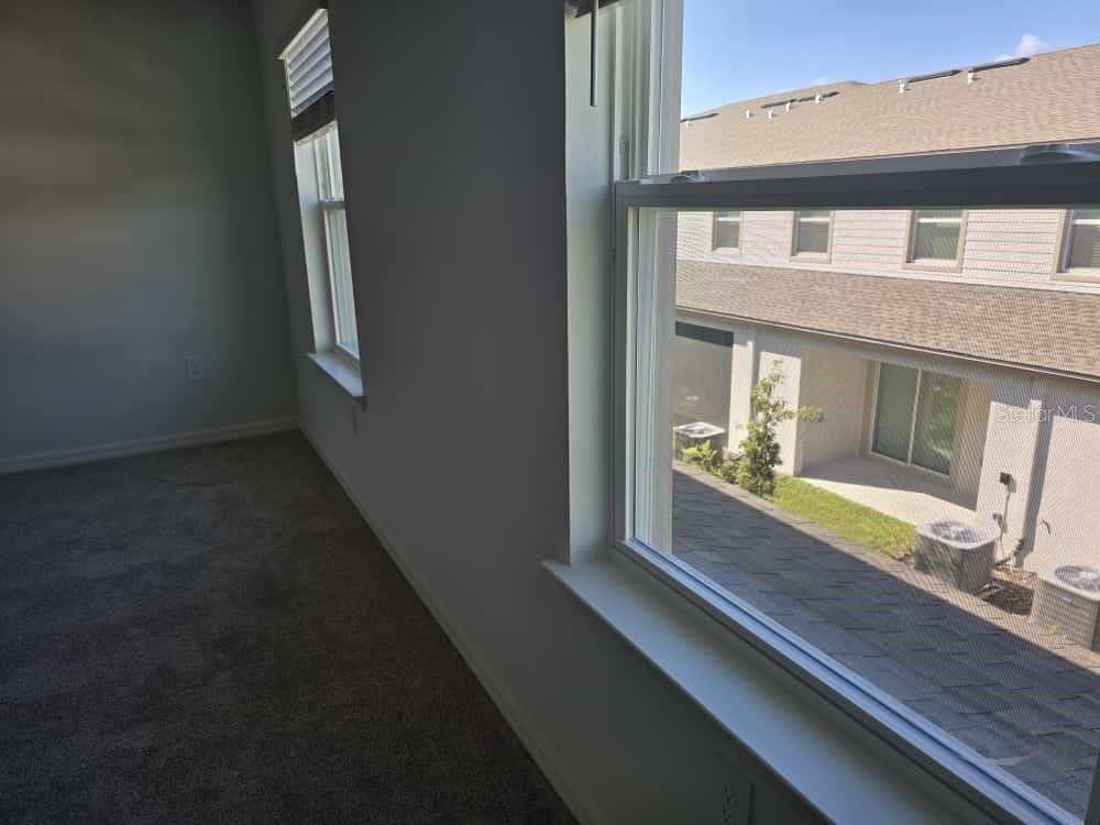 Image 46 of 49 For 10135 Trumpet Honeysuckle Way