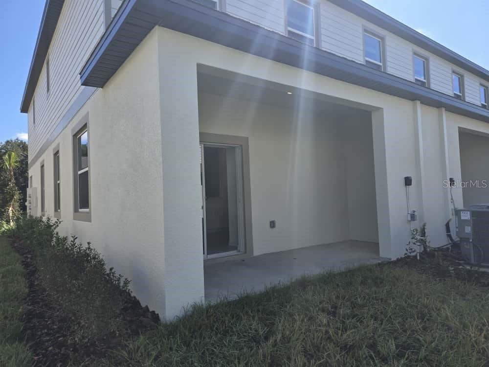 Image 47 of 49 For 10135 Trumpet Honeysuckle Way