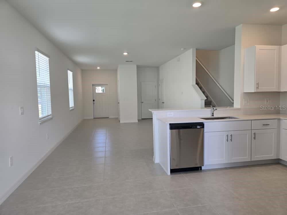 Image 5 of 49 For 10135 Trumpet Honeysuckle Way