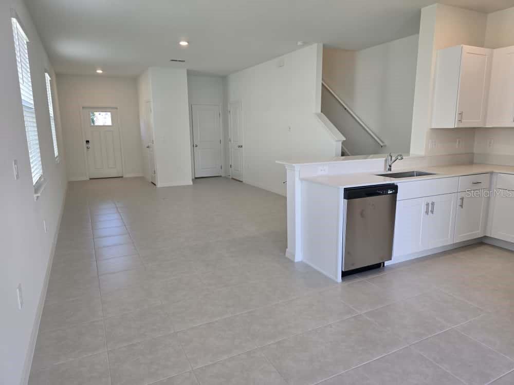 Image 7 of 49 For 10135 Trumpet Honeysuckle Way