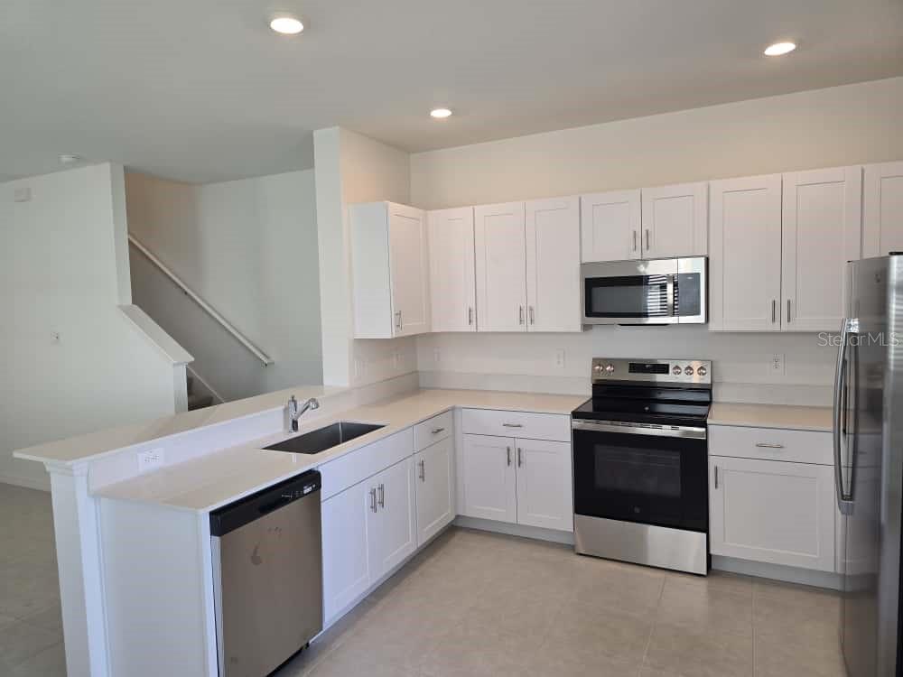 Image 9 of 49 For 10135 Trumpet Honeysuckle Way