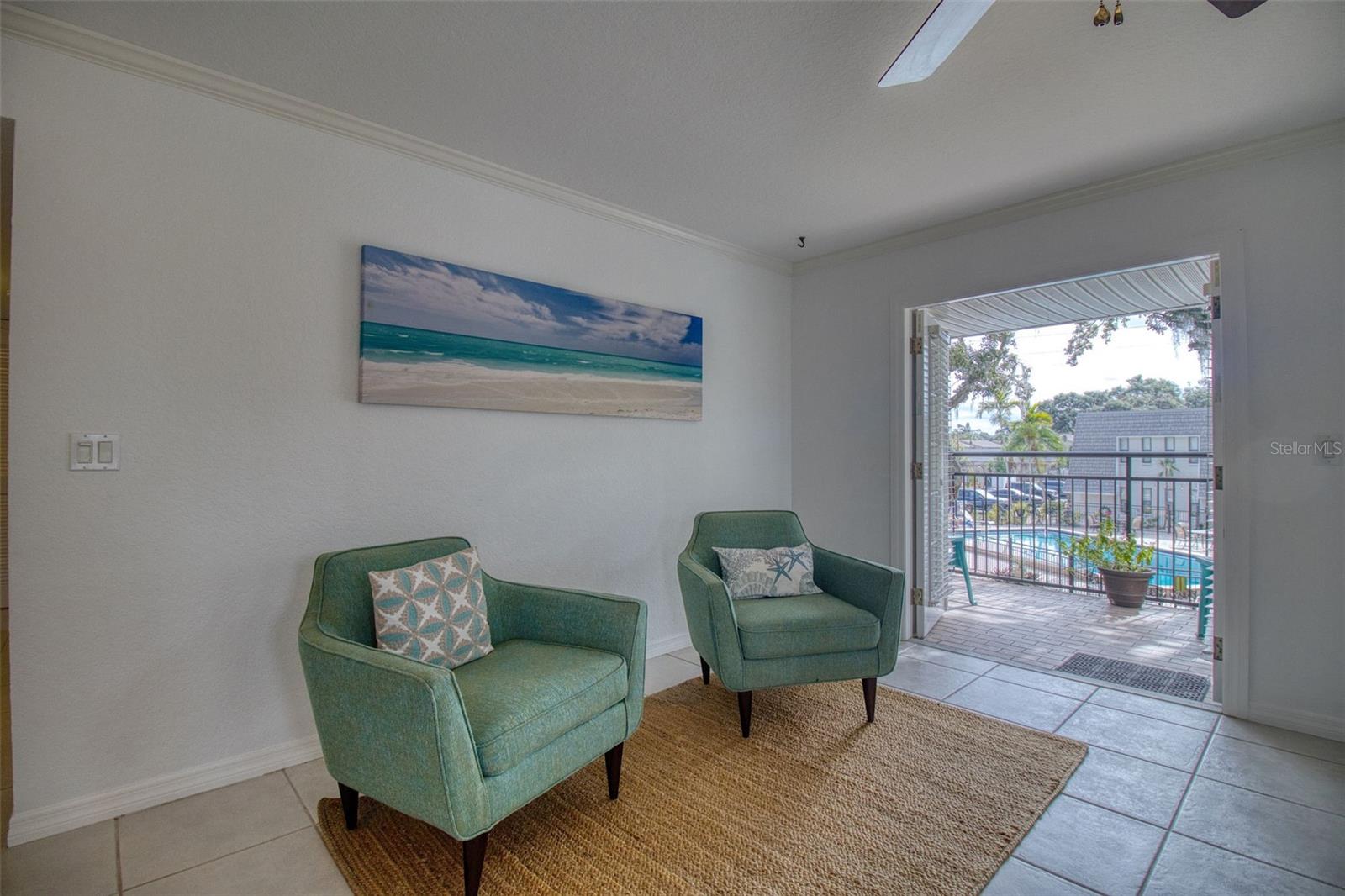 Image 4 of 30 For 702 Lyndhurst Street 821