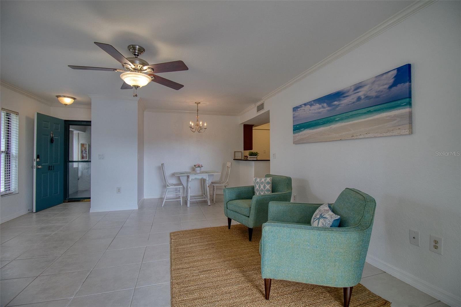 Image 6 of 30 For 702 Lyndhurst Street 821