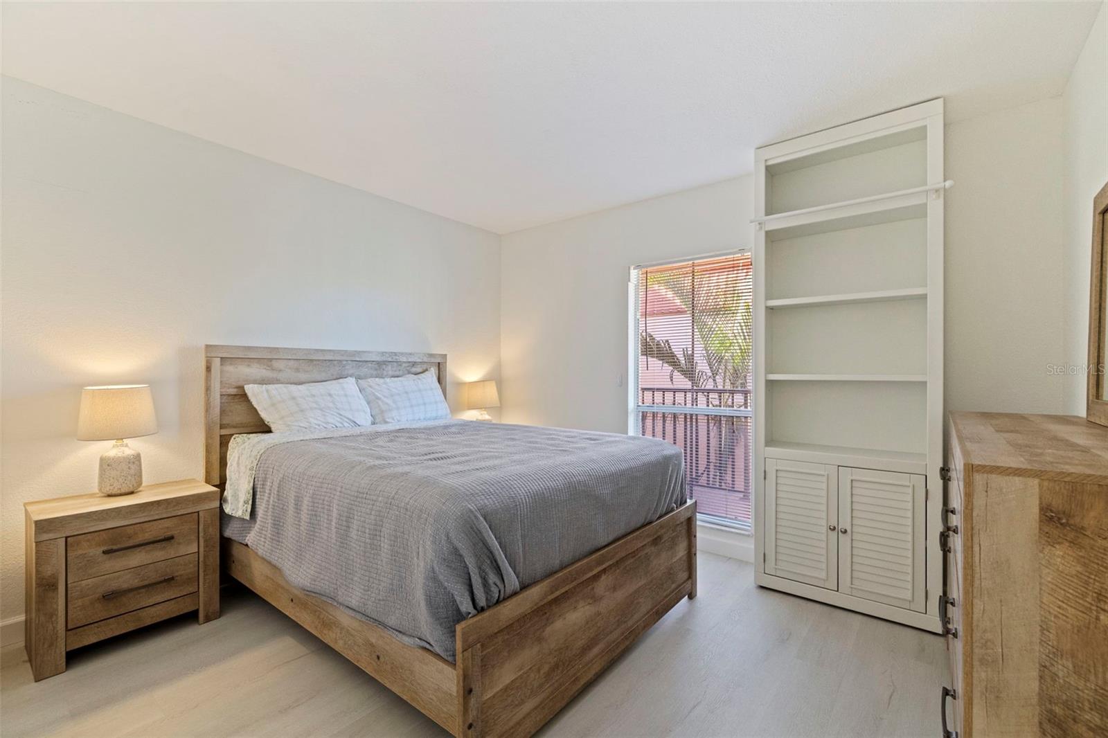 Image 21 of 29 For 8911 Blind Pass Road 319