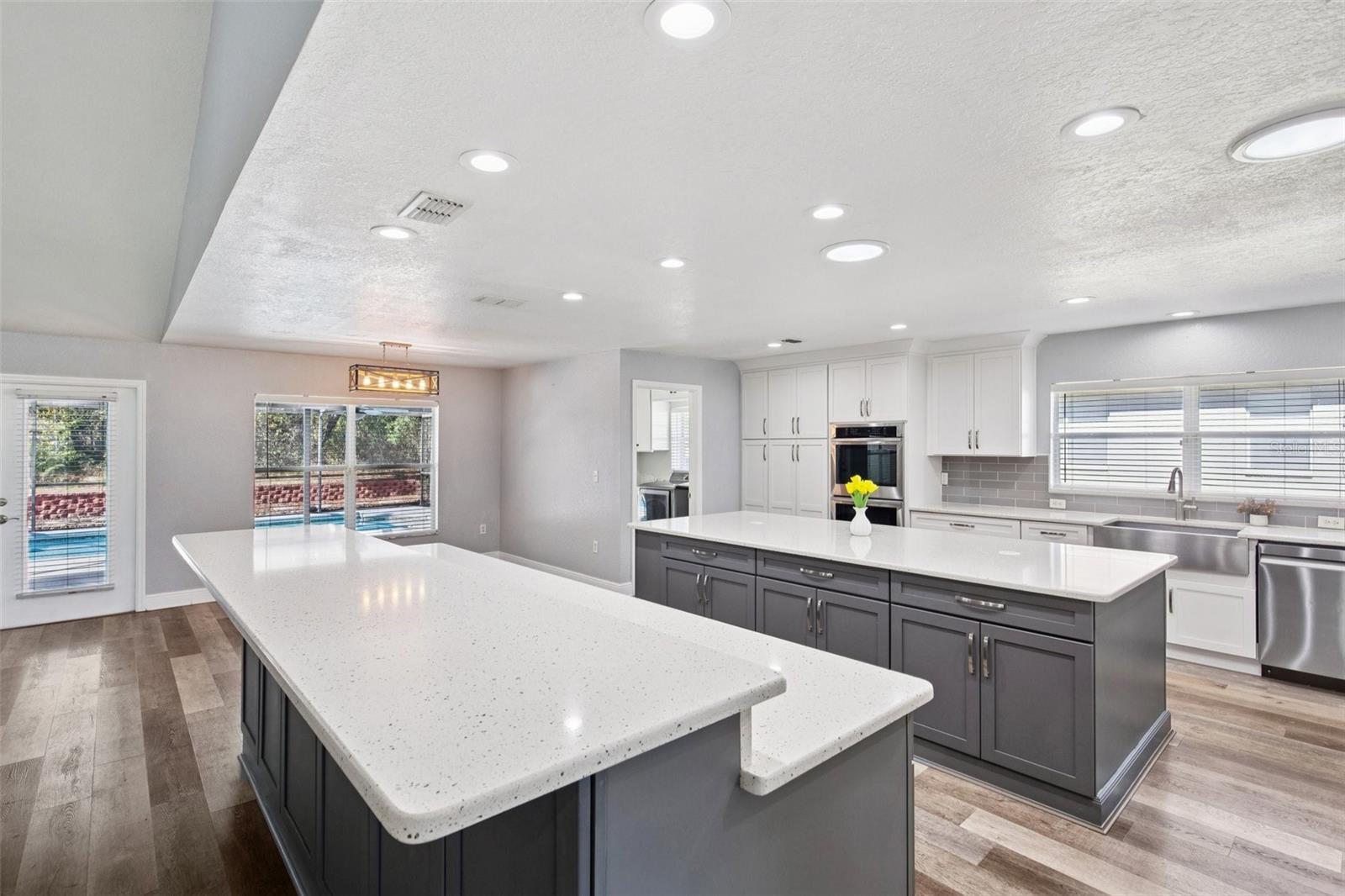 Image 14 of 59 For 70 Grass Street