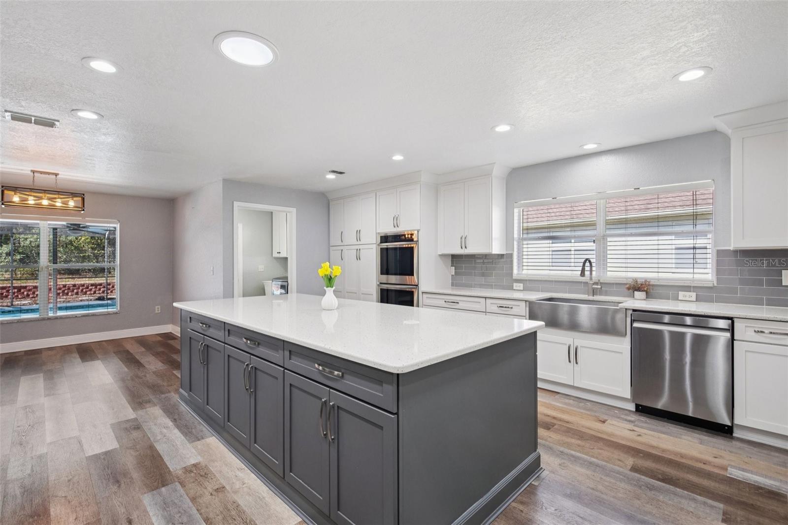 Image 15 of 59 For 70 Grass Street