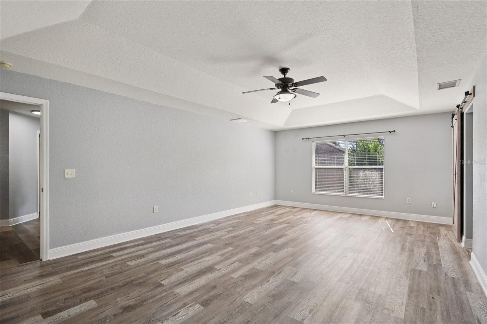 Image 20 of 59 For 70 Grass Street