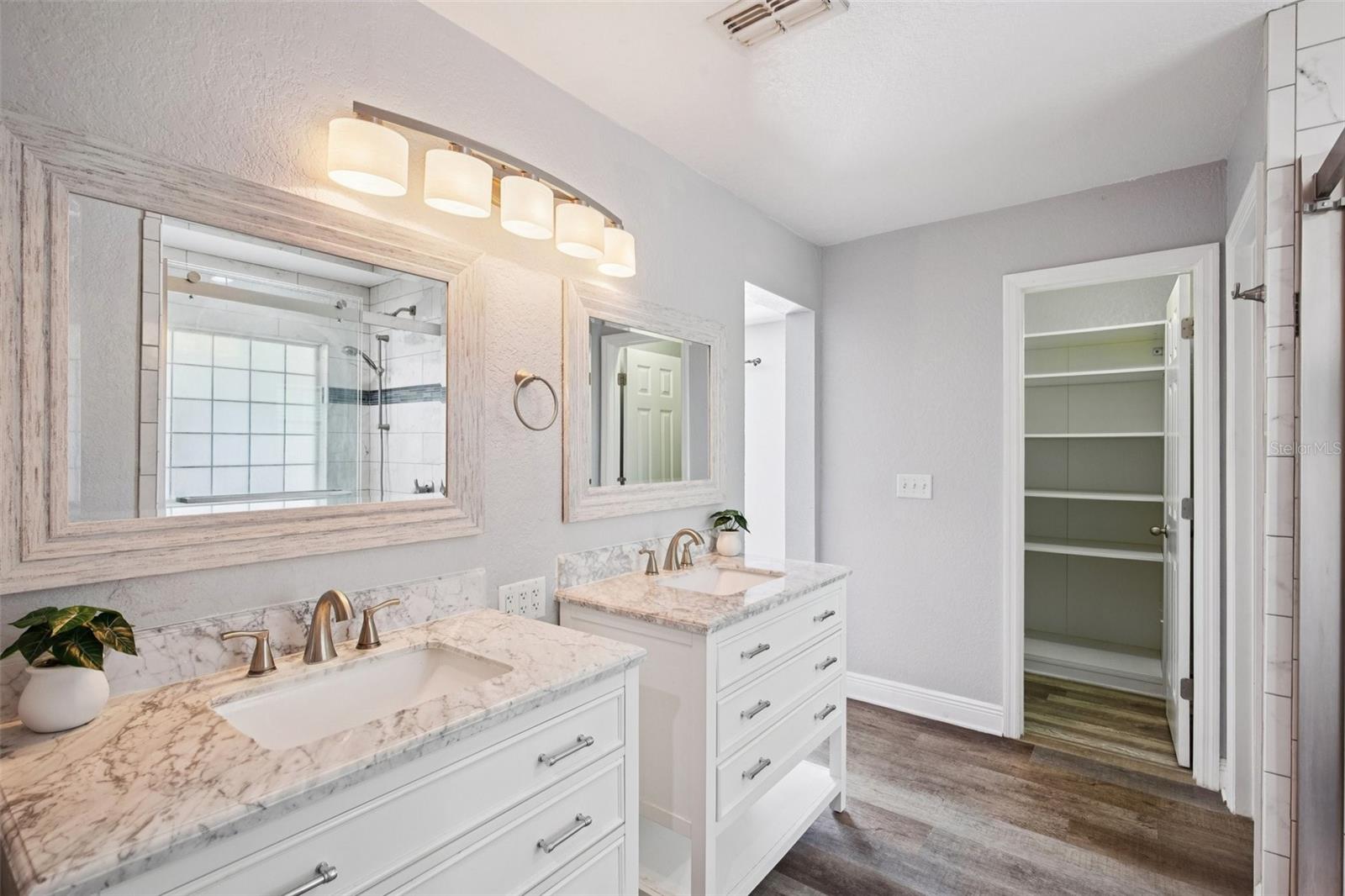 Image 25 of 59 For 70 Grass Street