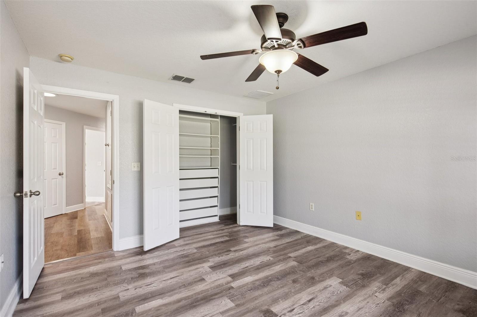 Image 35 of 59 For 70 Grass Street