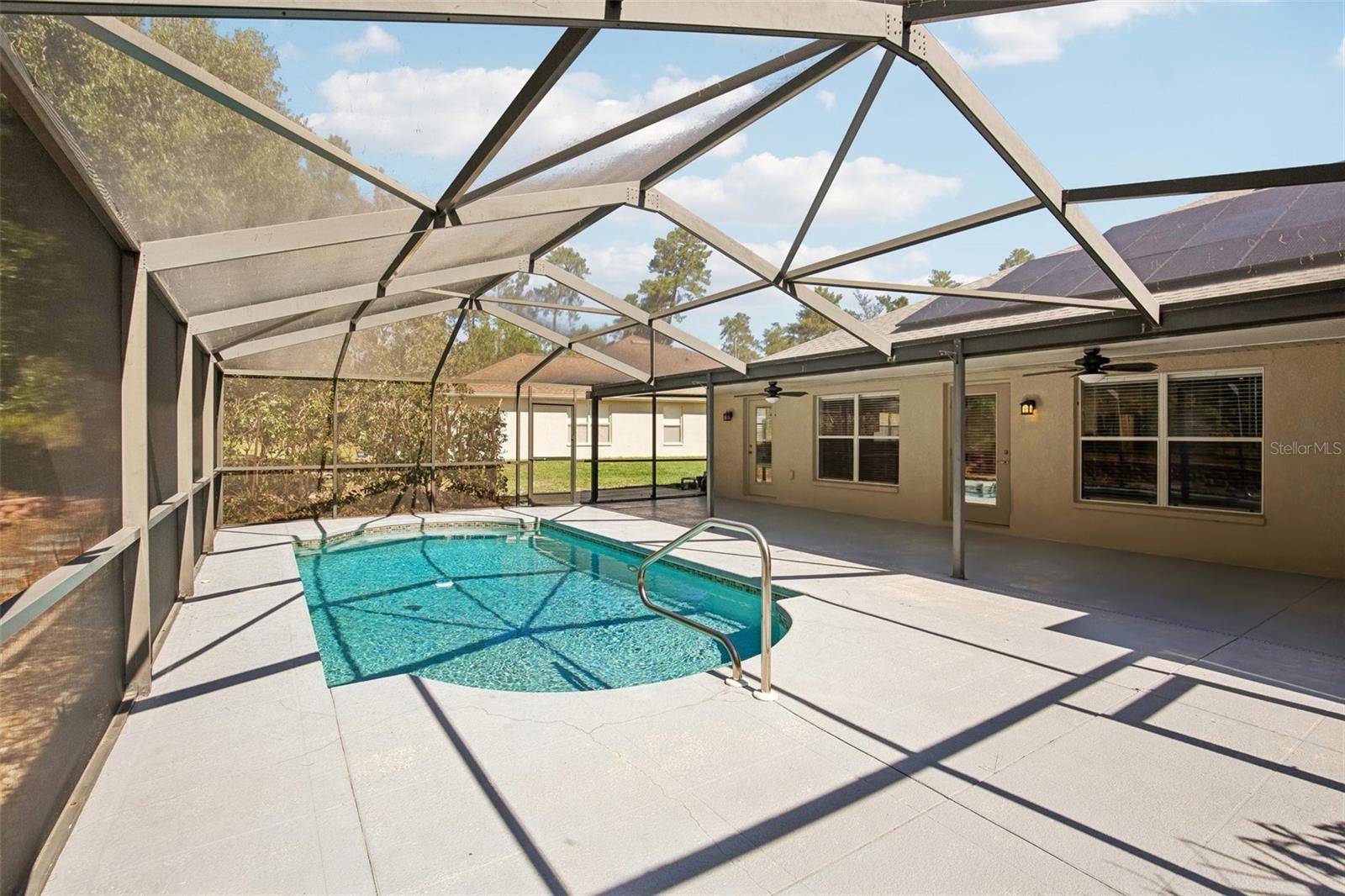 Image 47 of 59 For 70 Grass Street